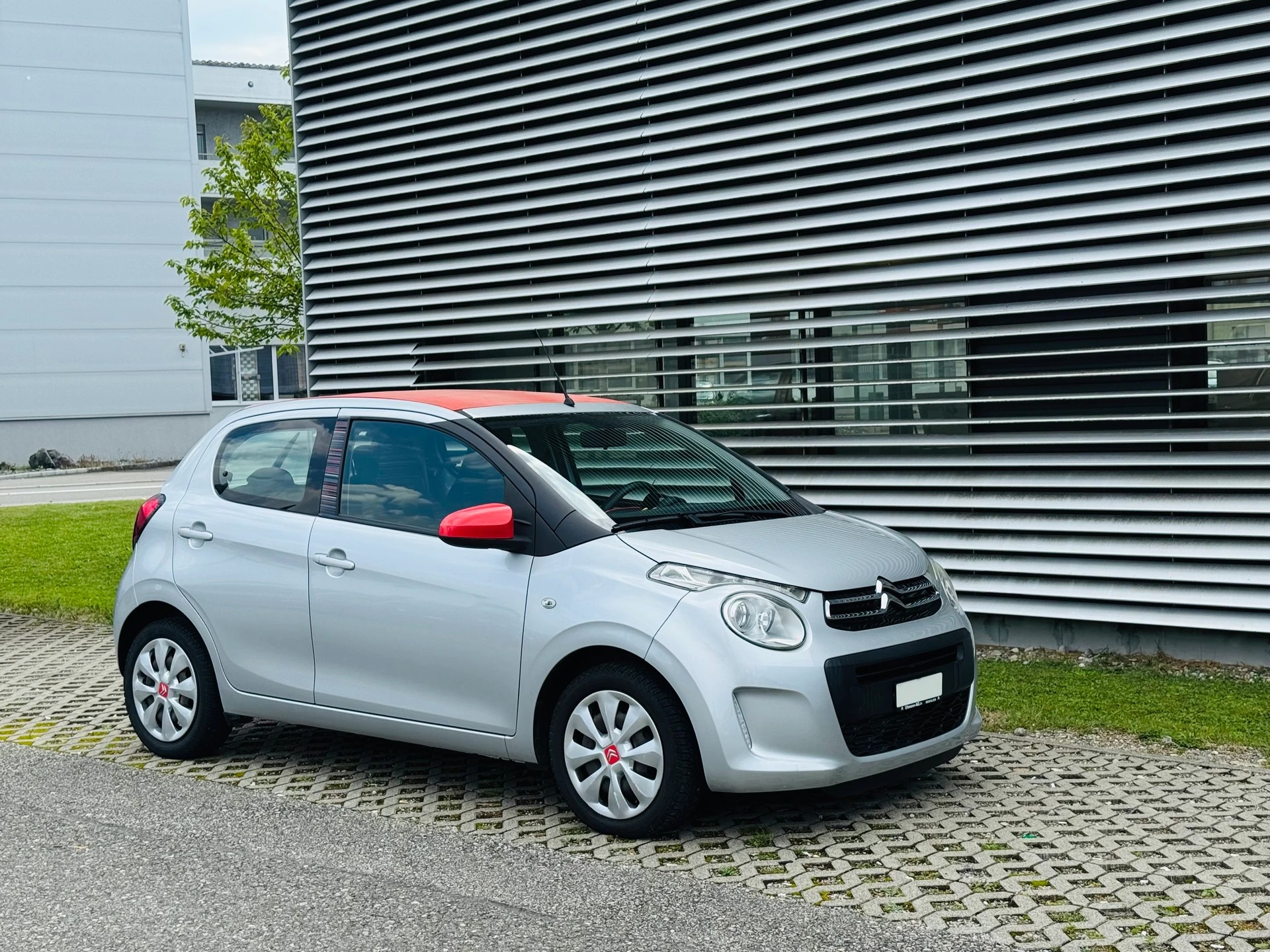 CITROEN C1 1.0 VTi Feel Edition Airscape Cabriolet-image-3