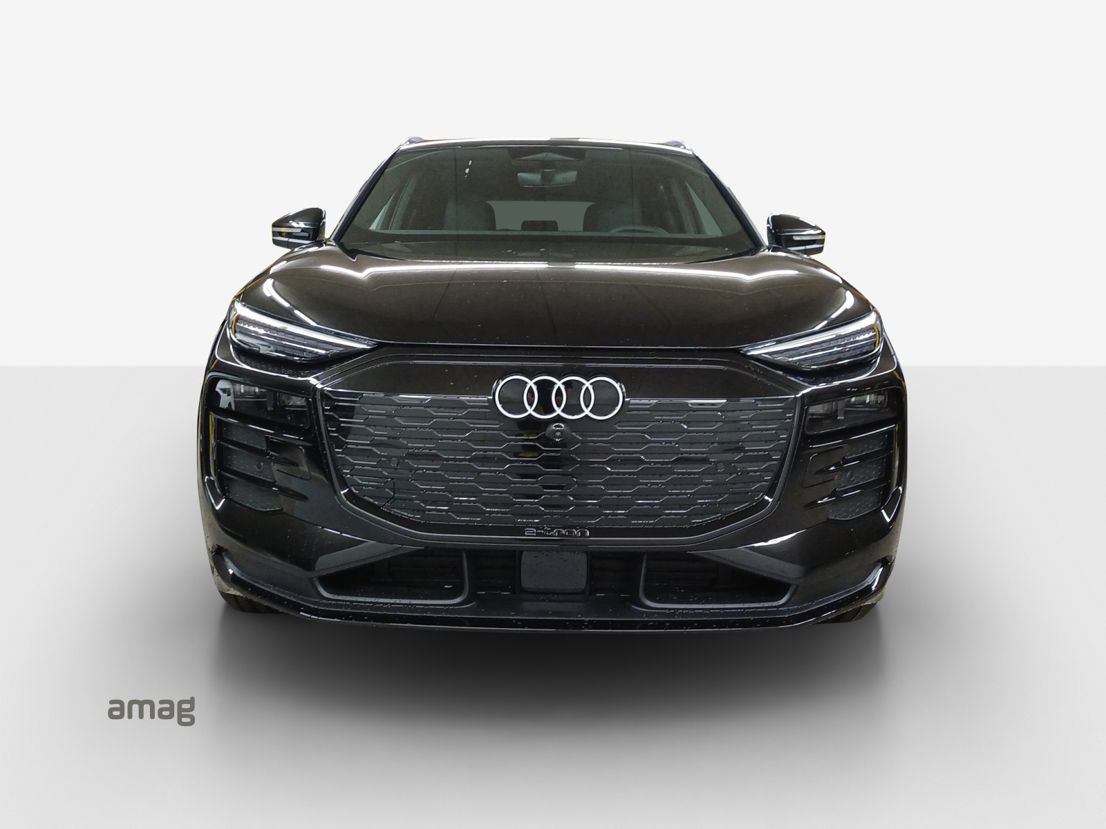 AUDI Q6 e-tron quattro-image-6