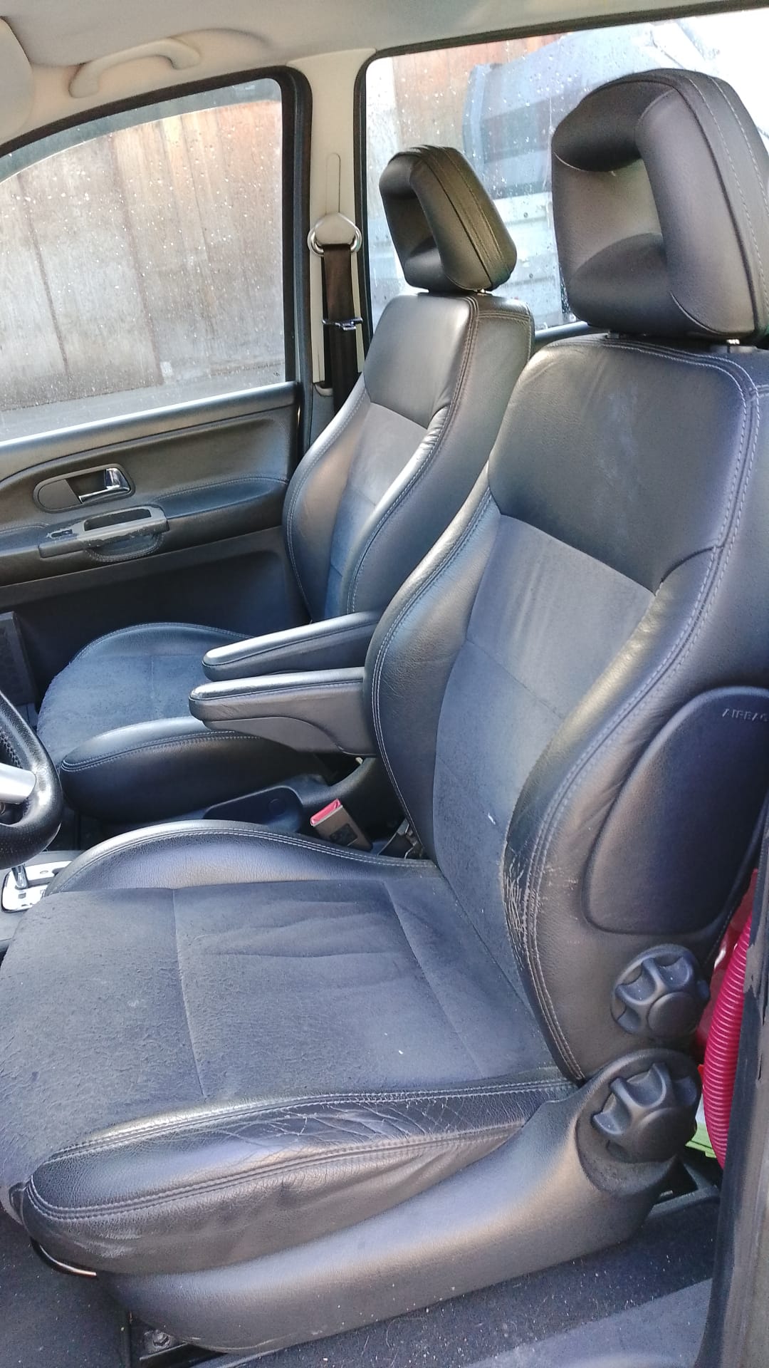 FORD Galaxy 1.9 TDi Vita-image-6