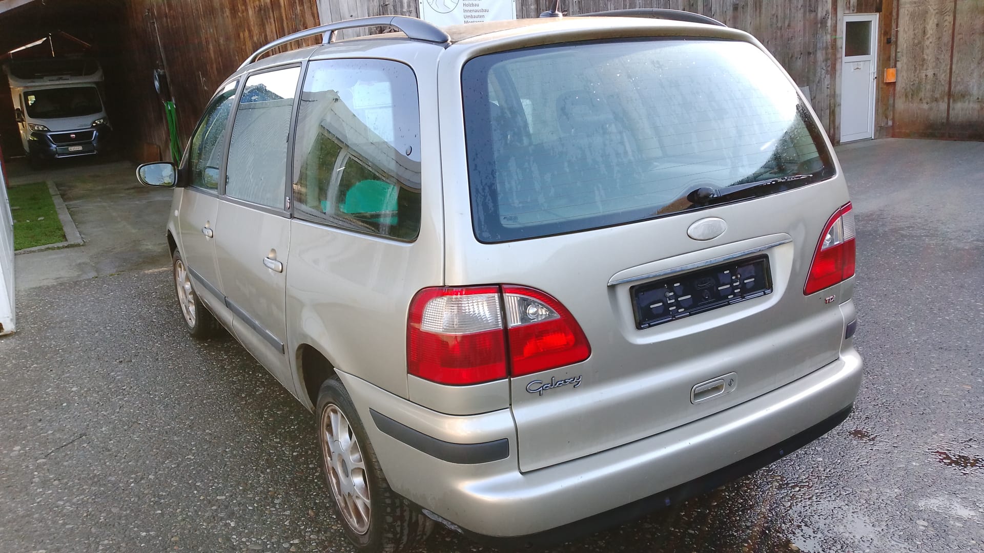 FORD Galaxy 1.9 TDi Vita-image-5