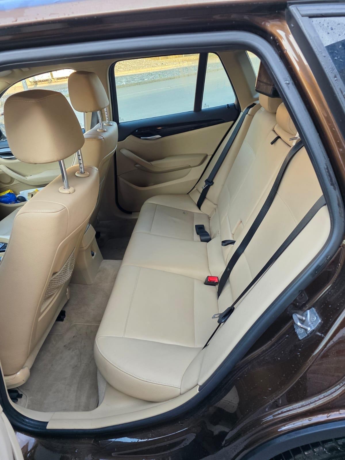 BMW X1 xDrive 20d Steptronic-image-13