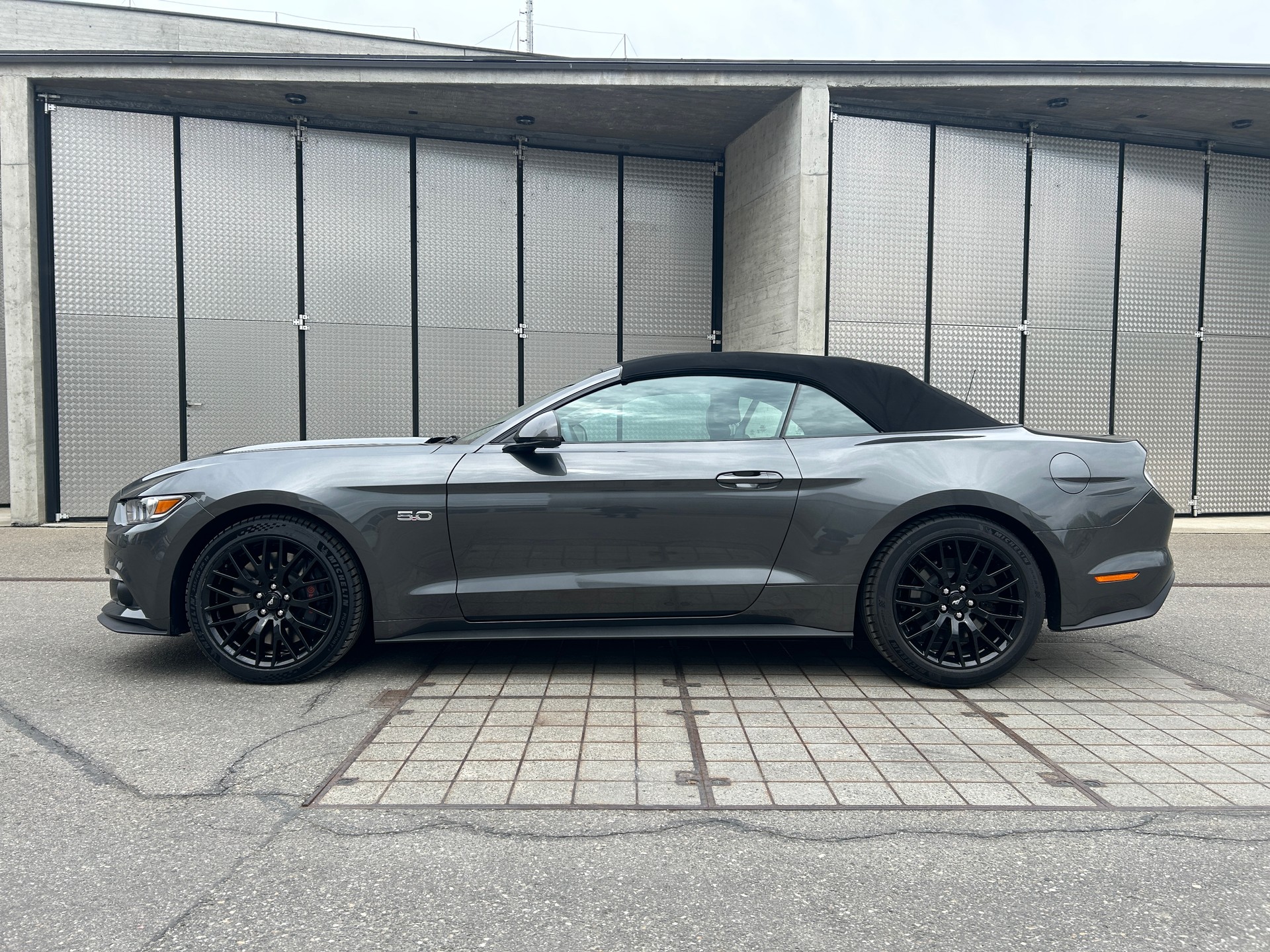 FORD 5.0 V8 GT-image-1