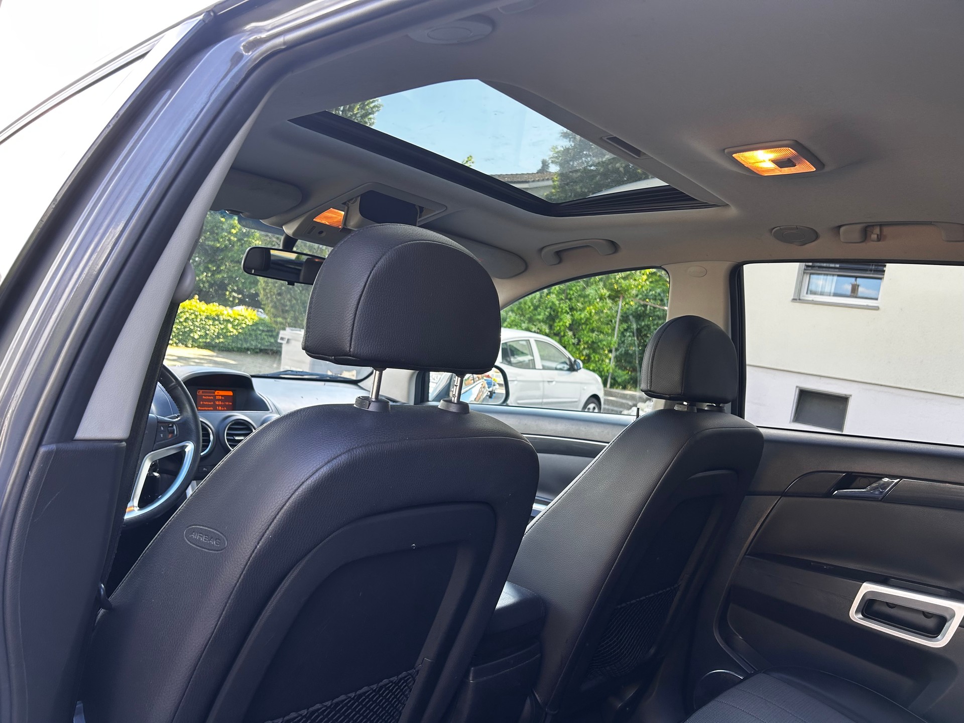 OPEL ANTARA-image-12