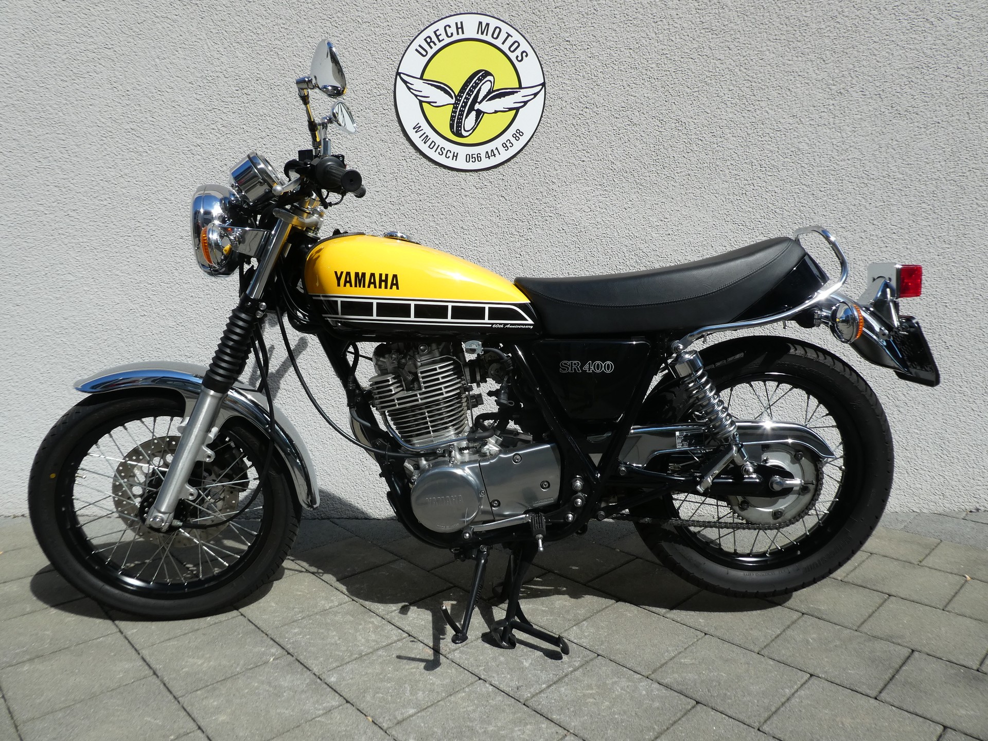 YAMAHA SR 400 60 Anniversary-showroom-element-1
