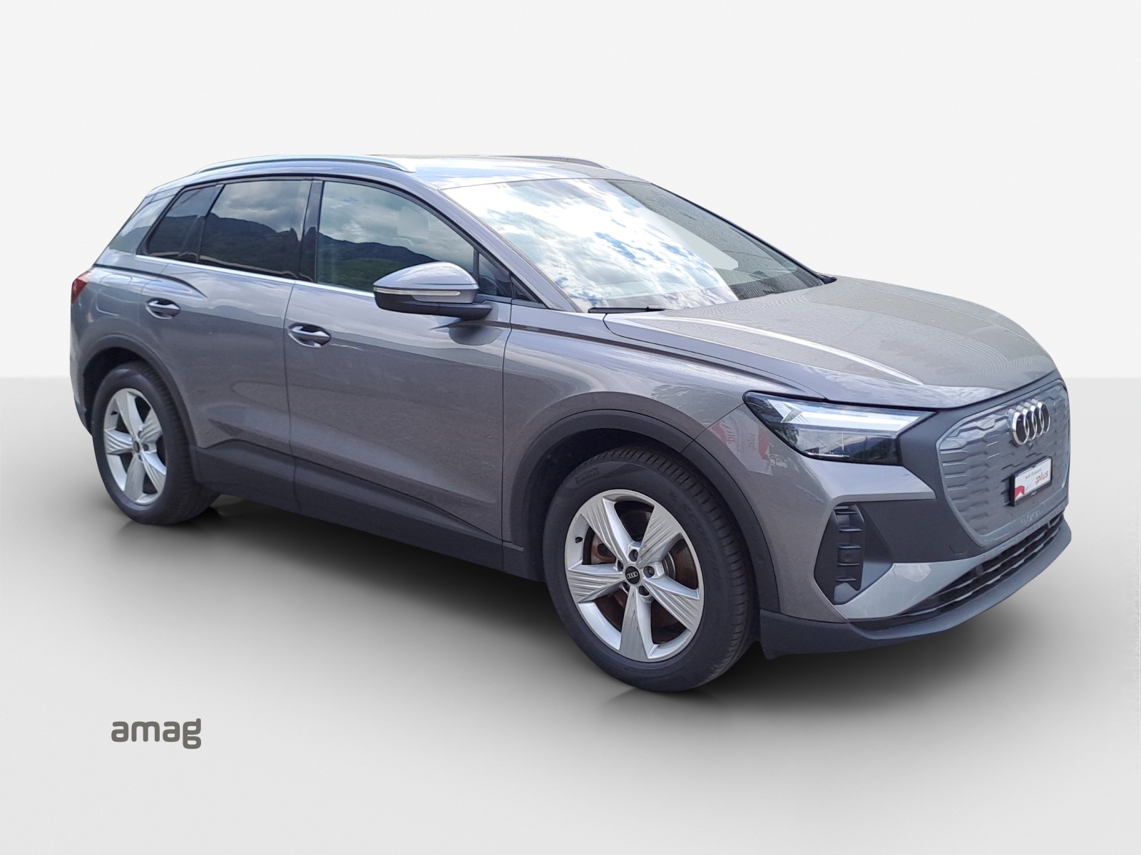 AUDI Q4 e-tron 40-image-5