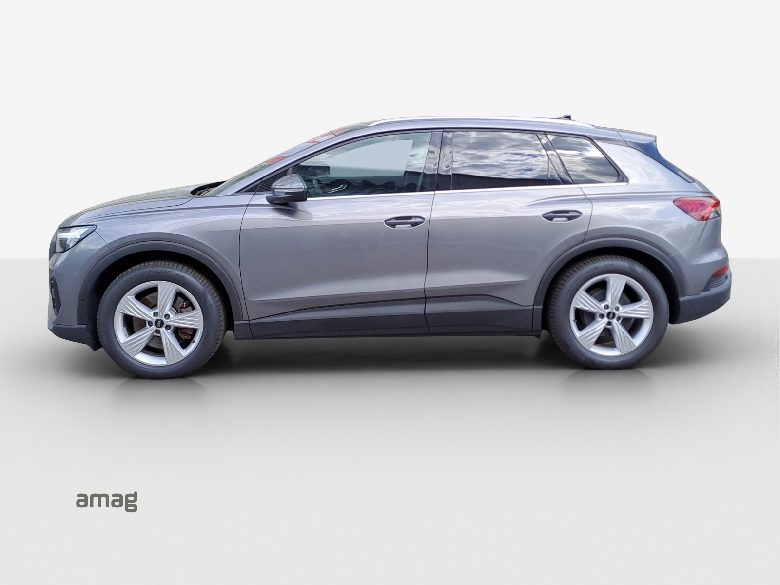 AUDI Q4 e-tron 40-image-1