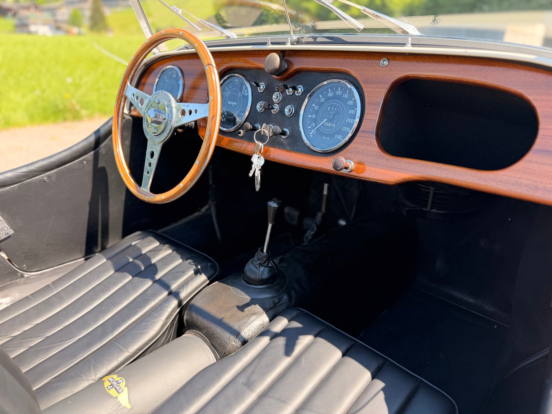MORGAN Plus 4 - VETERAN-image-13