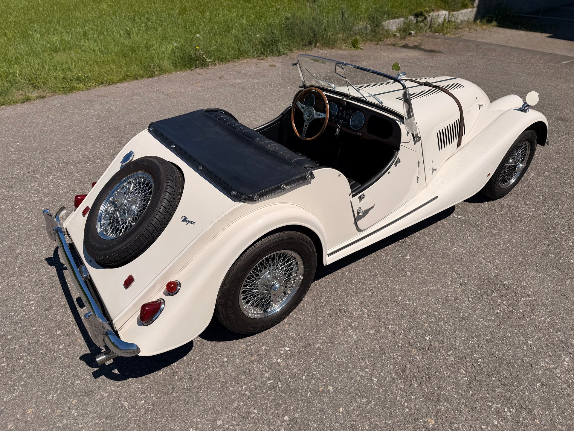 MORGAN Plus 4 - VETERAN-image-18