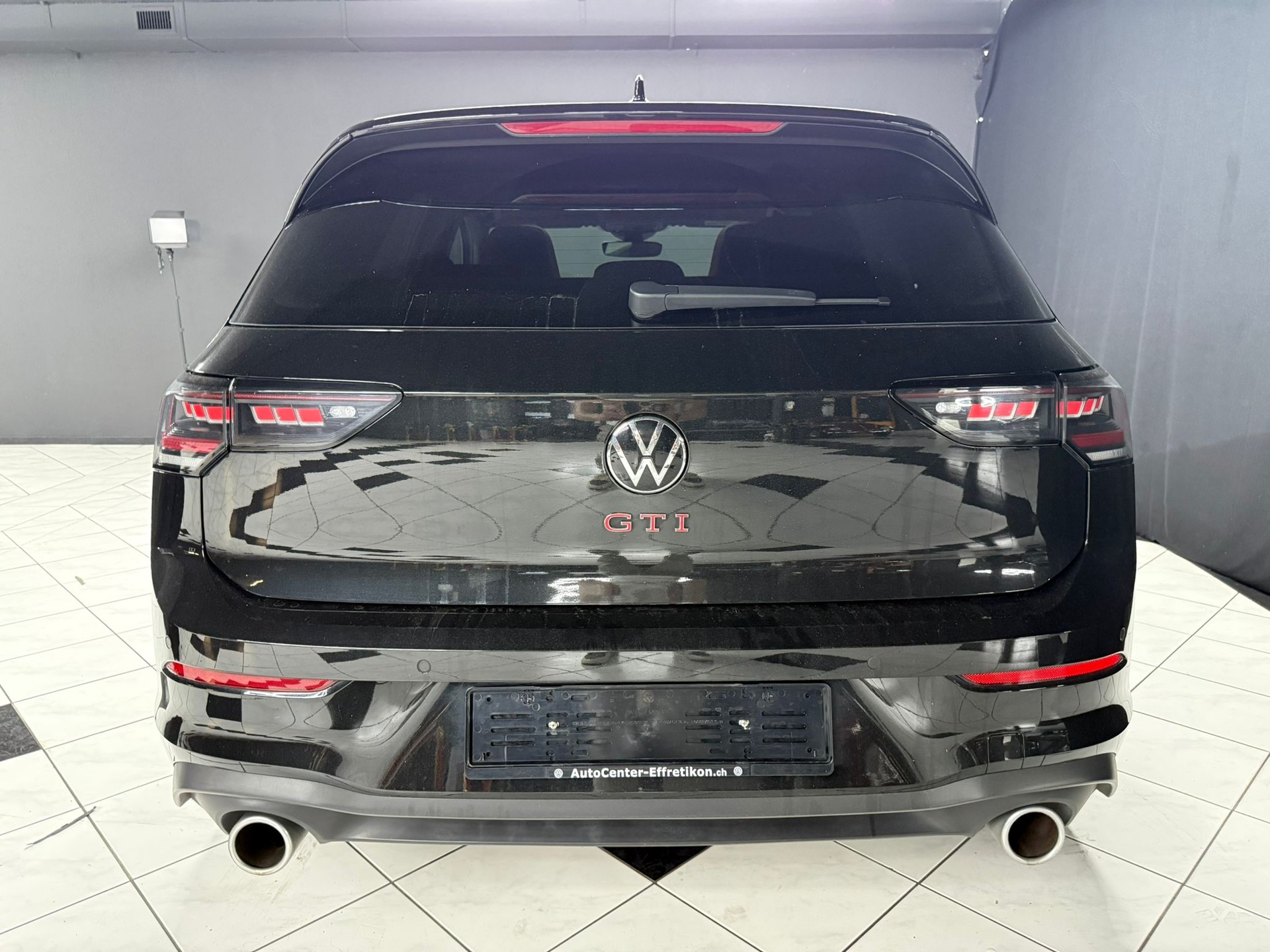 VW Golf 2.0 TSI GTI DSG-image-4