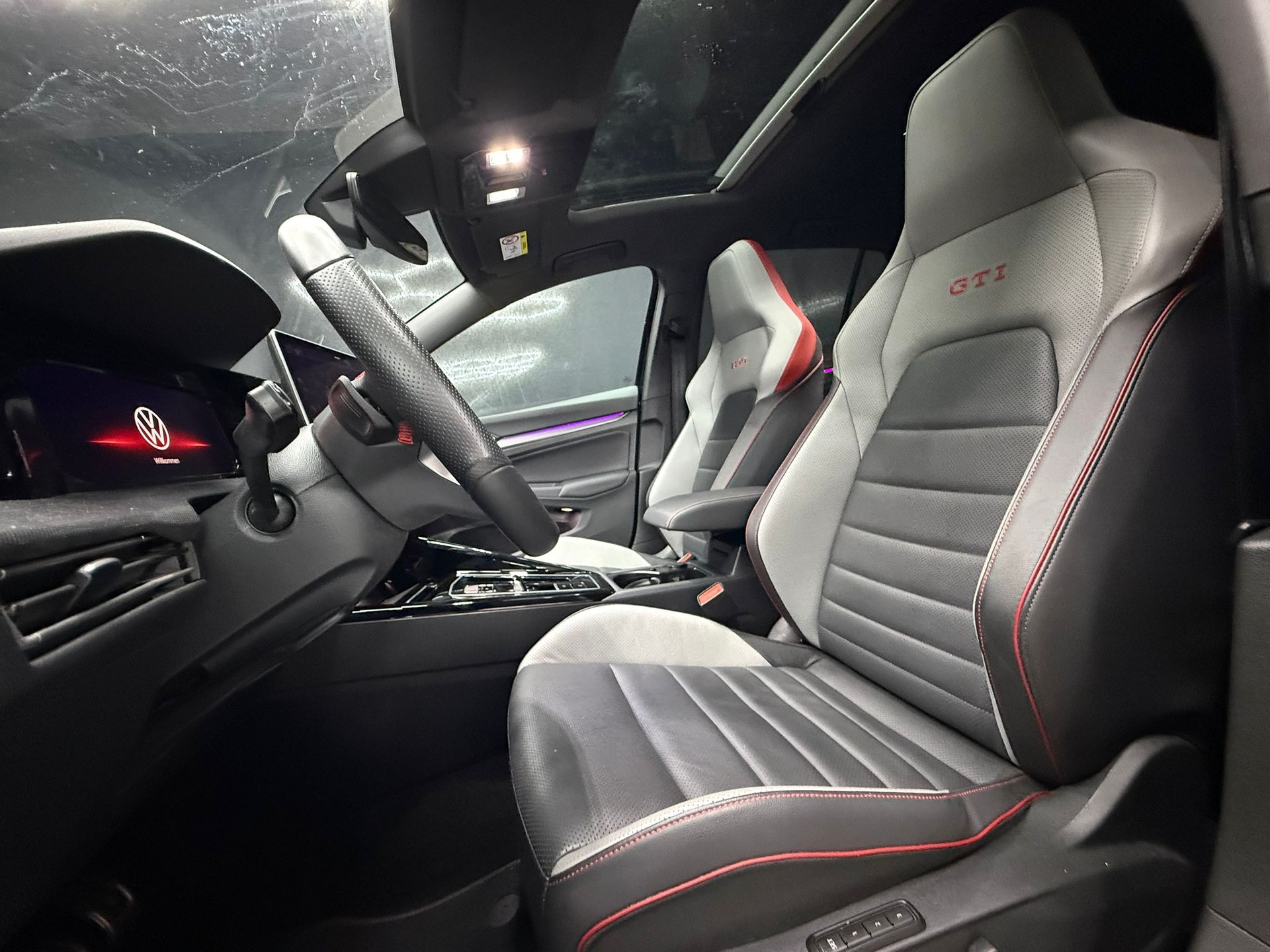 VW Golf 2.0 TSI GTI DSG-image-10