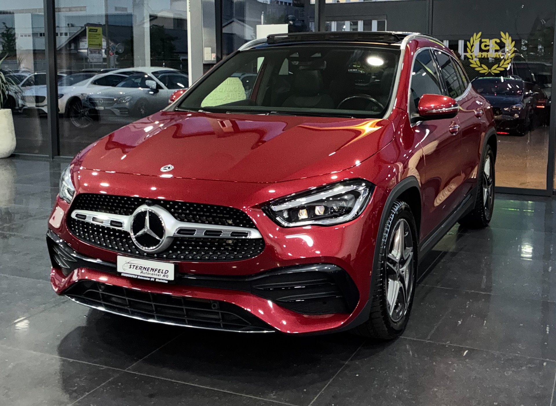 MERCEDES-BENZ GLA 200d 4Matic AMG Line 8G-DCT-image-0