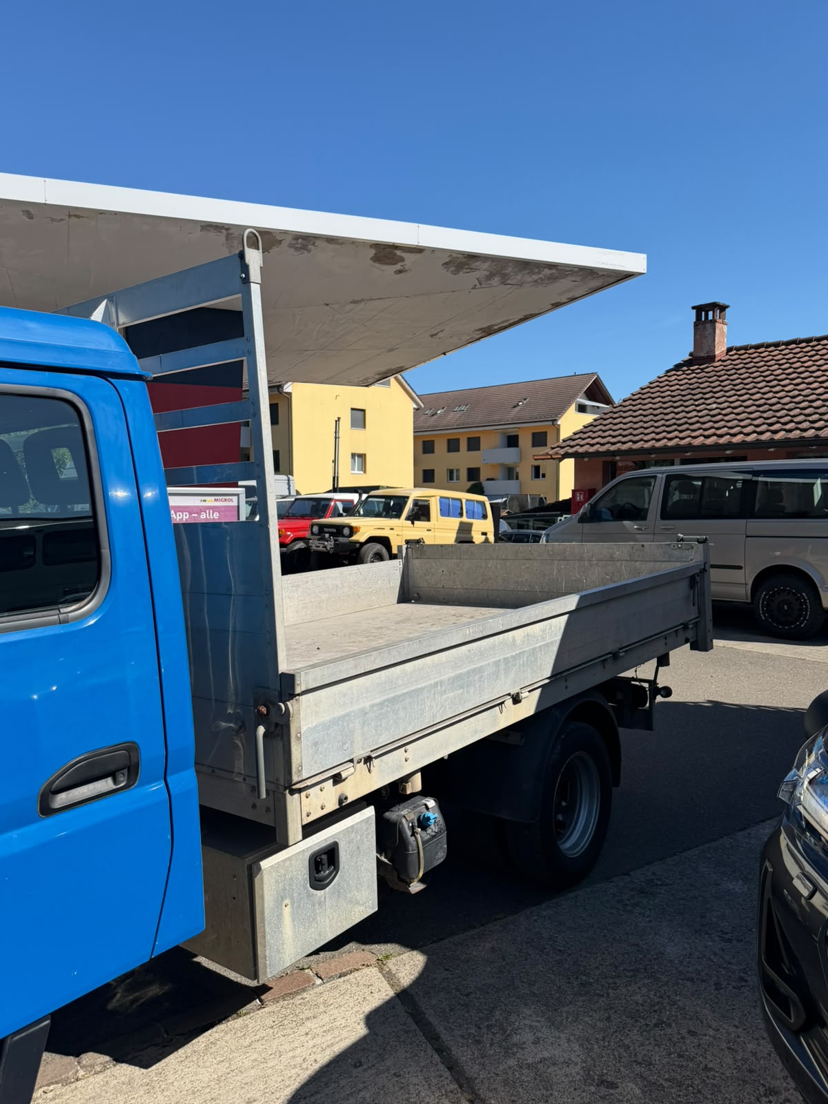 MITSUBISHI FUSO Canter 3C15D Duonic-image-2