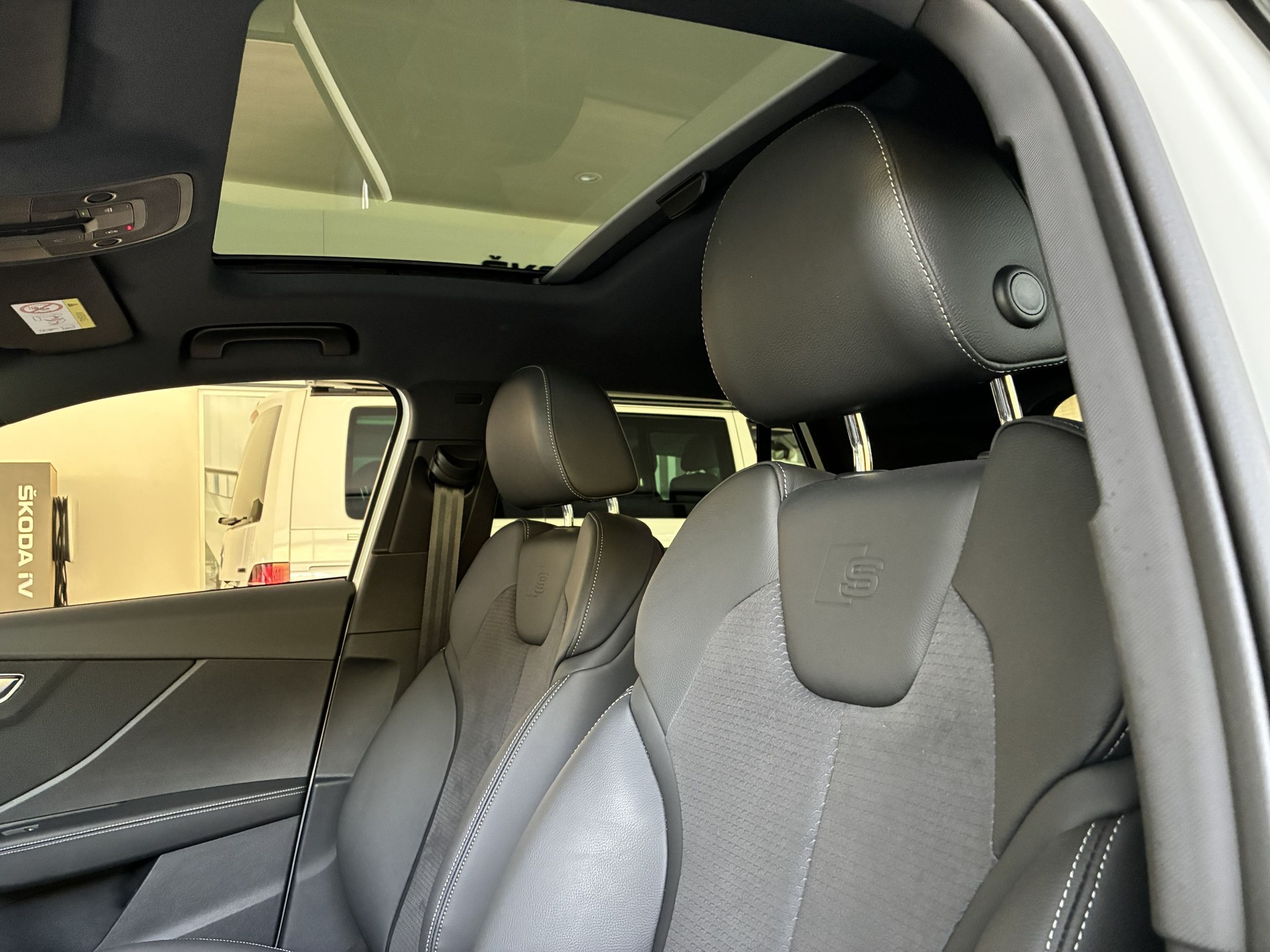 AUDI Q2 40 TFSI S line Attraction quattro S-tronic-image-12