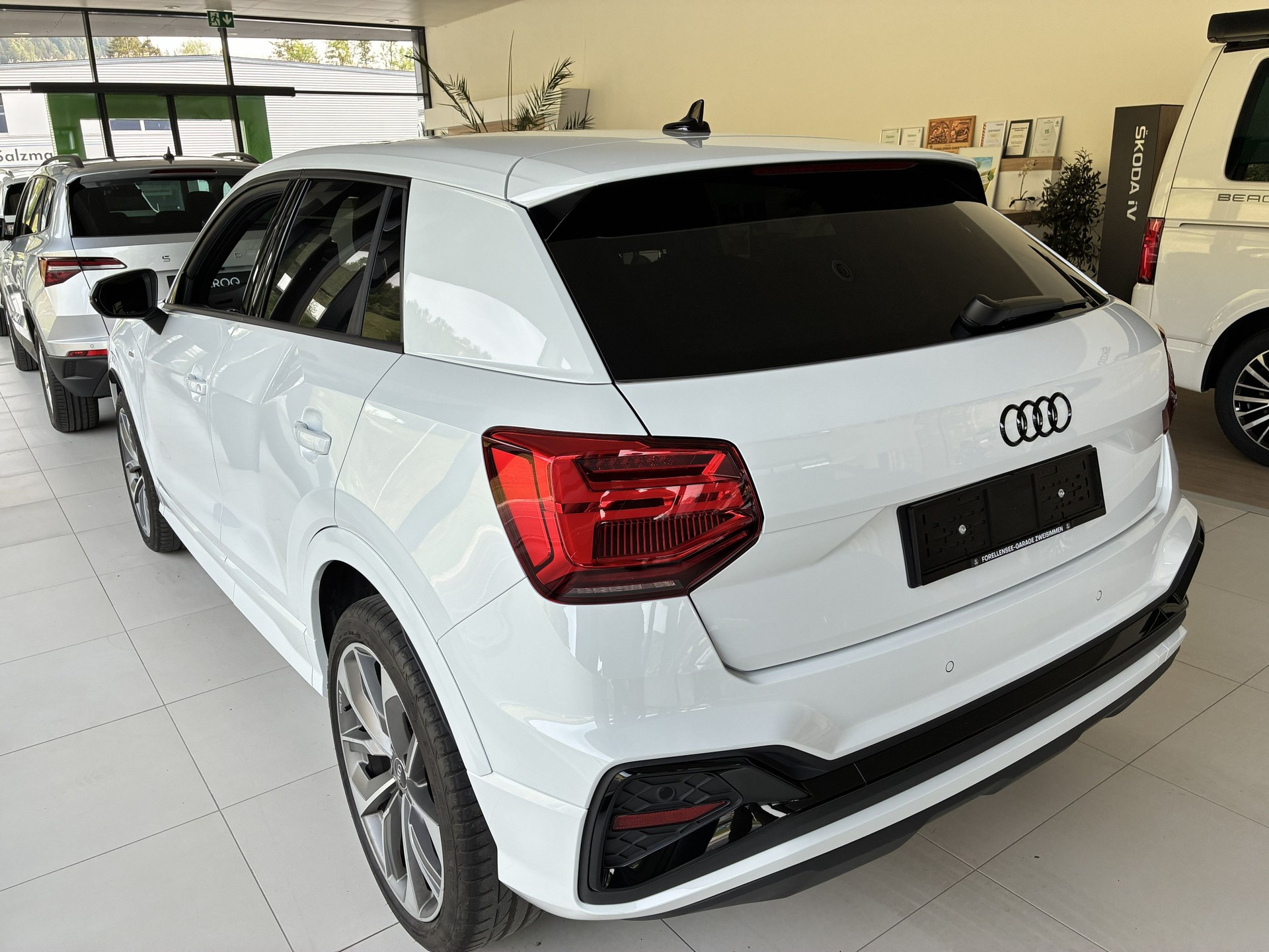 AUDI Q2 40 TFSI S line Attraction quattro S-tronic-image-7