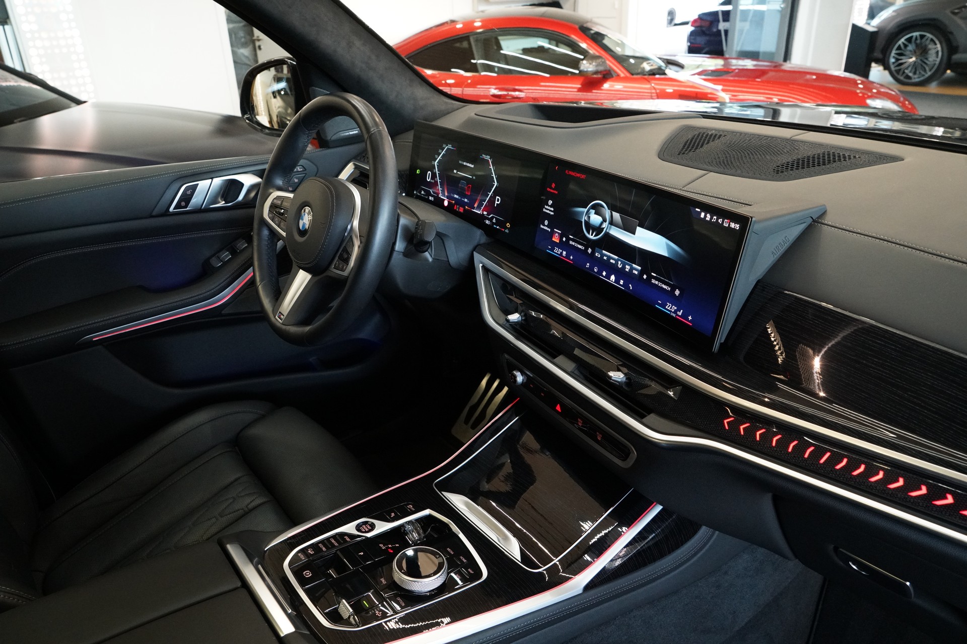 BMW X7 xDrive 48V 40d M Sport Pro Steptronic 7-Plätzer-image-24