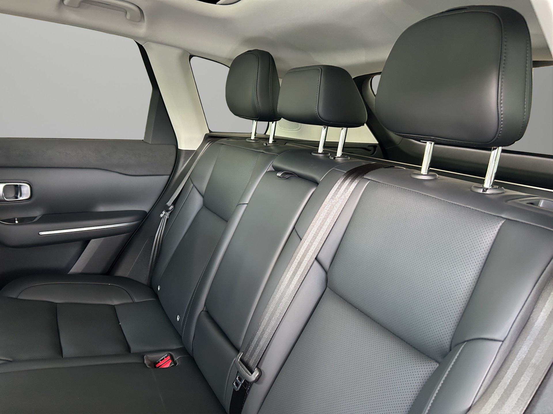 LEAPMOTOR C10 1.5 Hybrid EV-image-10