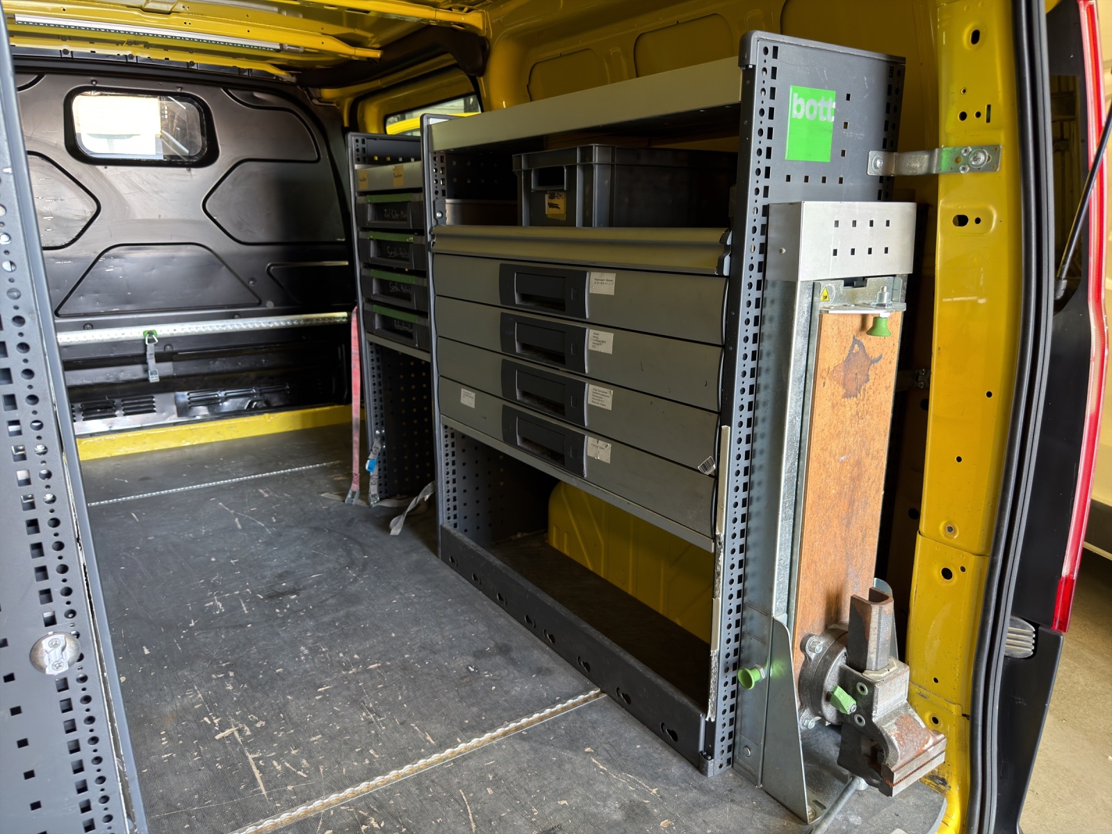 FORD C Van 340 L2 2.0 TDCi 130 Trend-image-8