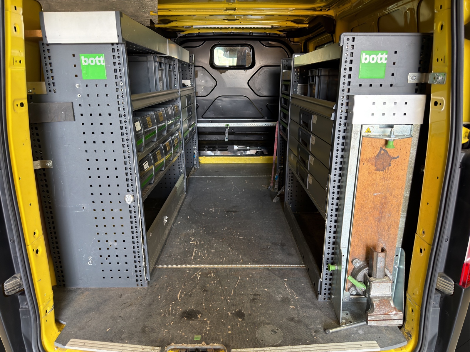 FORD C Van 340 L2 2.0 TDCi 130 Trend-image-6