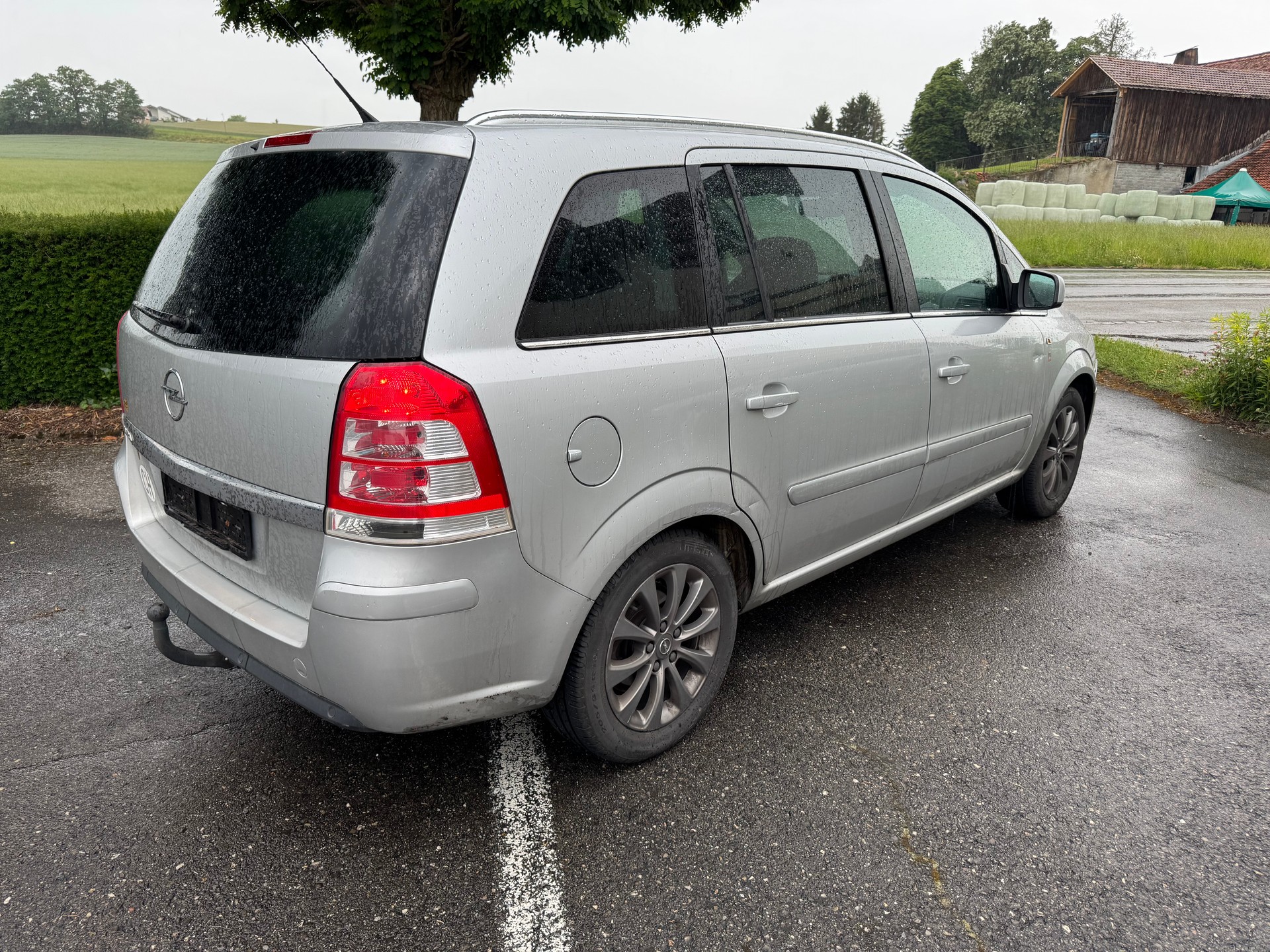 OPEL Zafira 2.2i 16V Cosmo Automatic-image-4