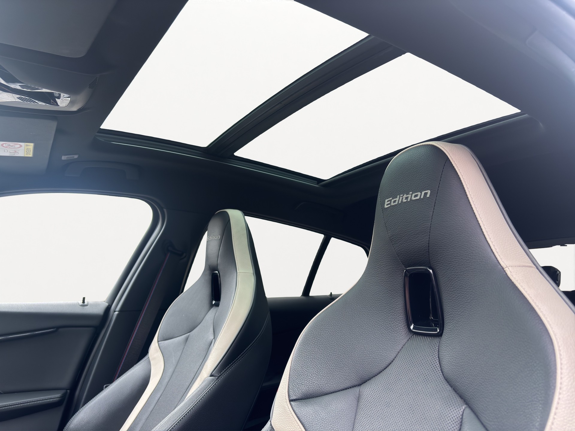 BMW M135i xDrive M Sport Pro Steptronic, Edition-image-17
