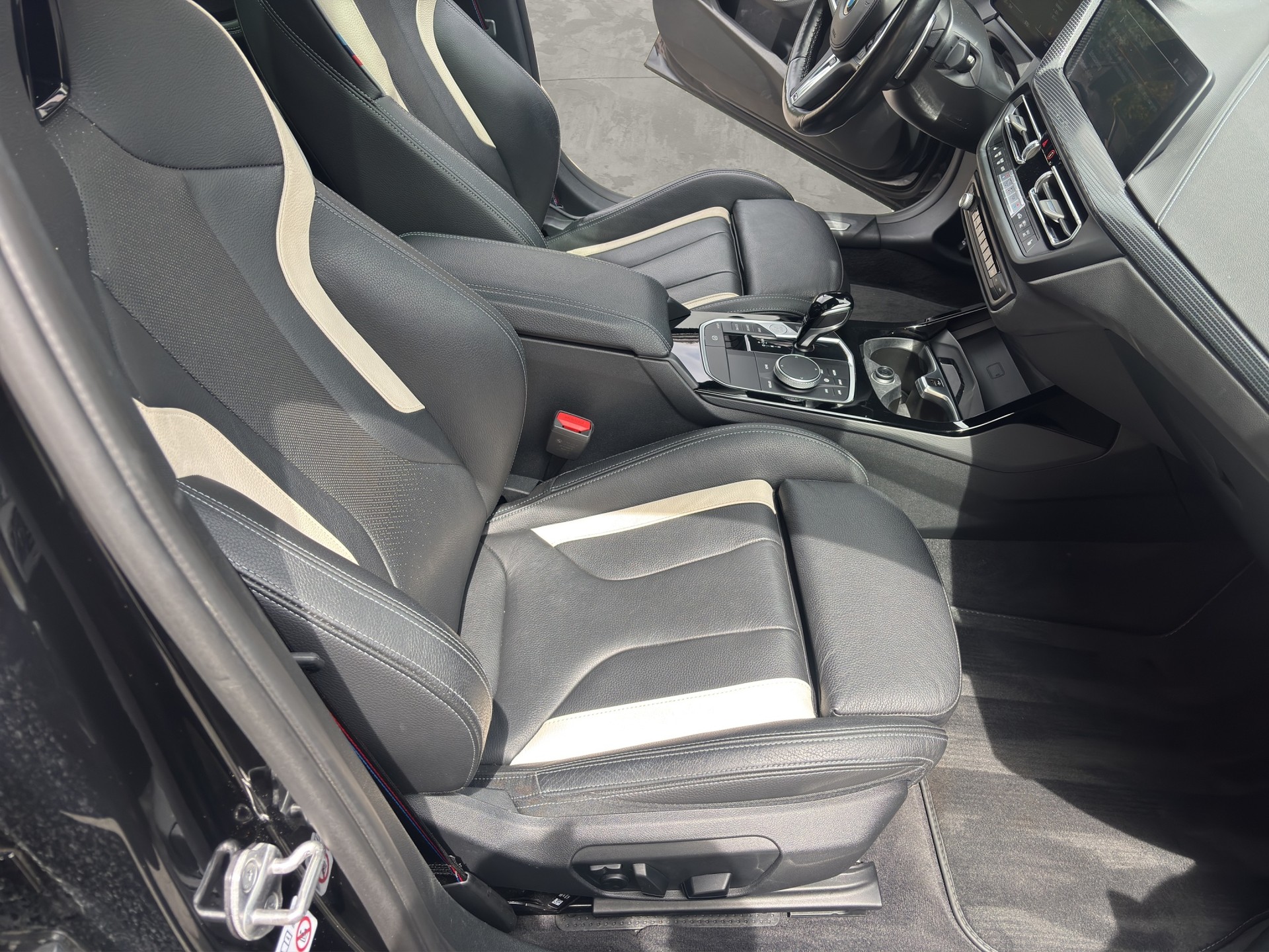 BMW M135i xDrive M Sport Pro Steptronic, Edition-image-12