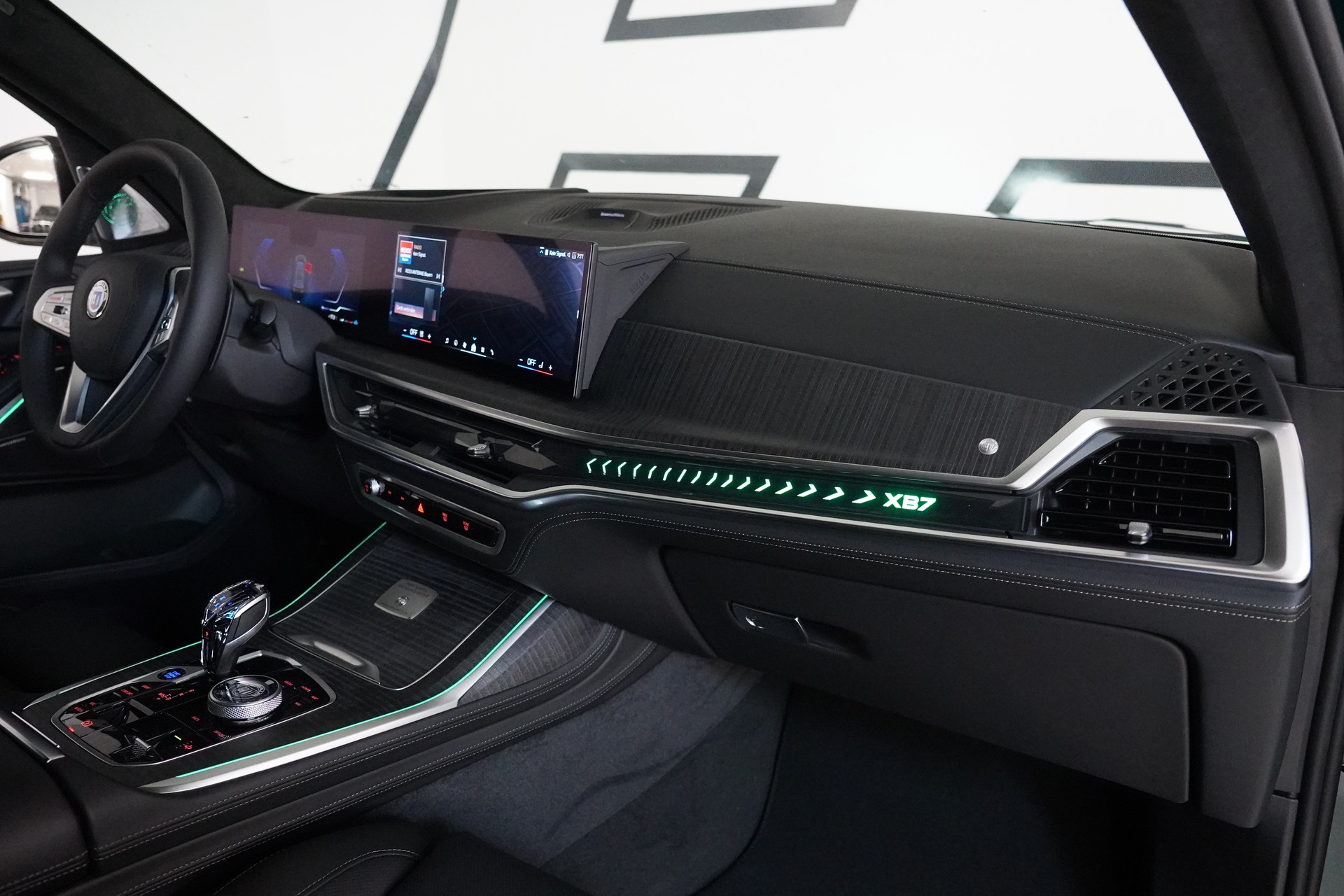 BMW-ALPINA XB 7 4.4 48V Allrad MANUFAKTUR-image-17
