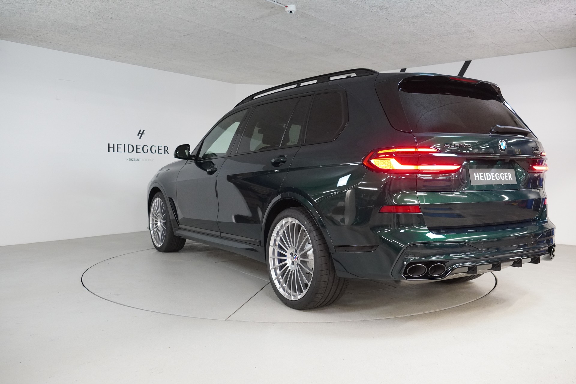 BMW-ALPINA XB 7 4.4 48V Allrad MANUFAKTUR-image-4