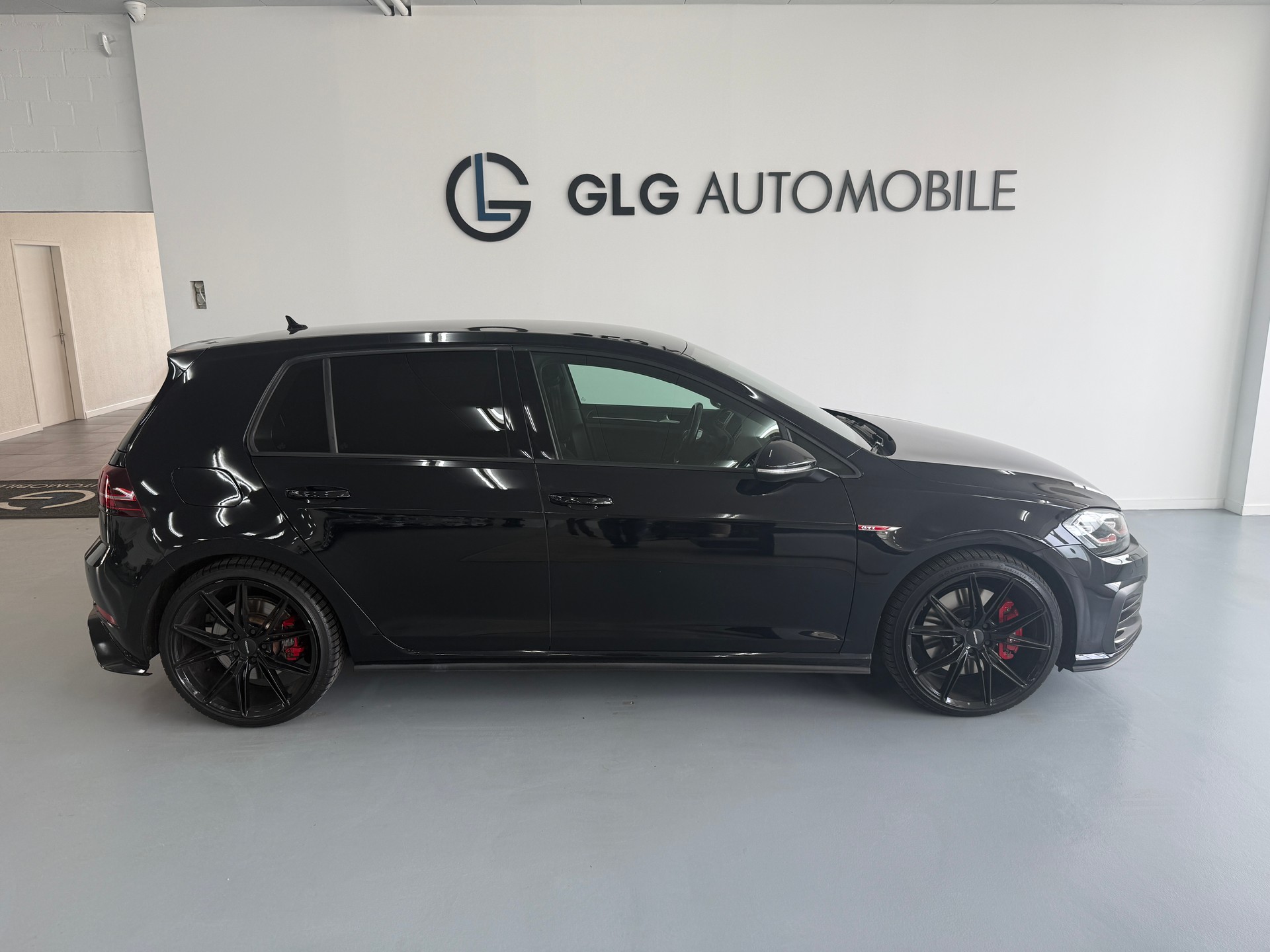 VW Golf 2.0 TSI GTI Performance DSG-image-4