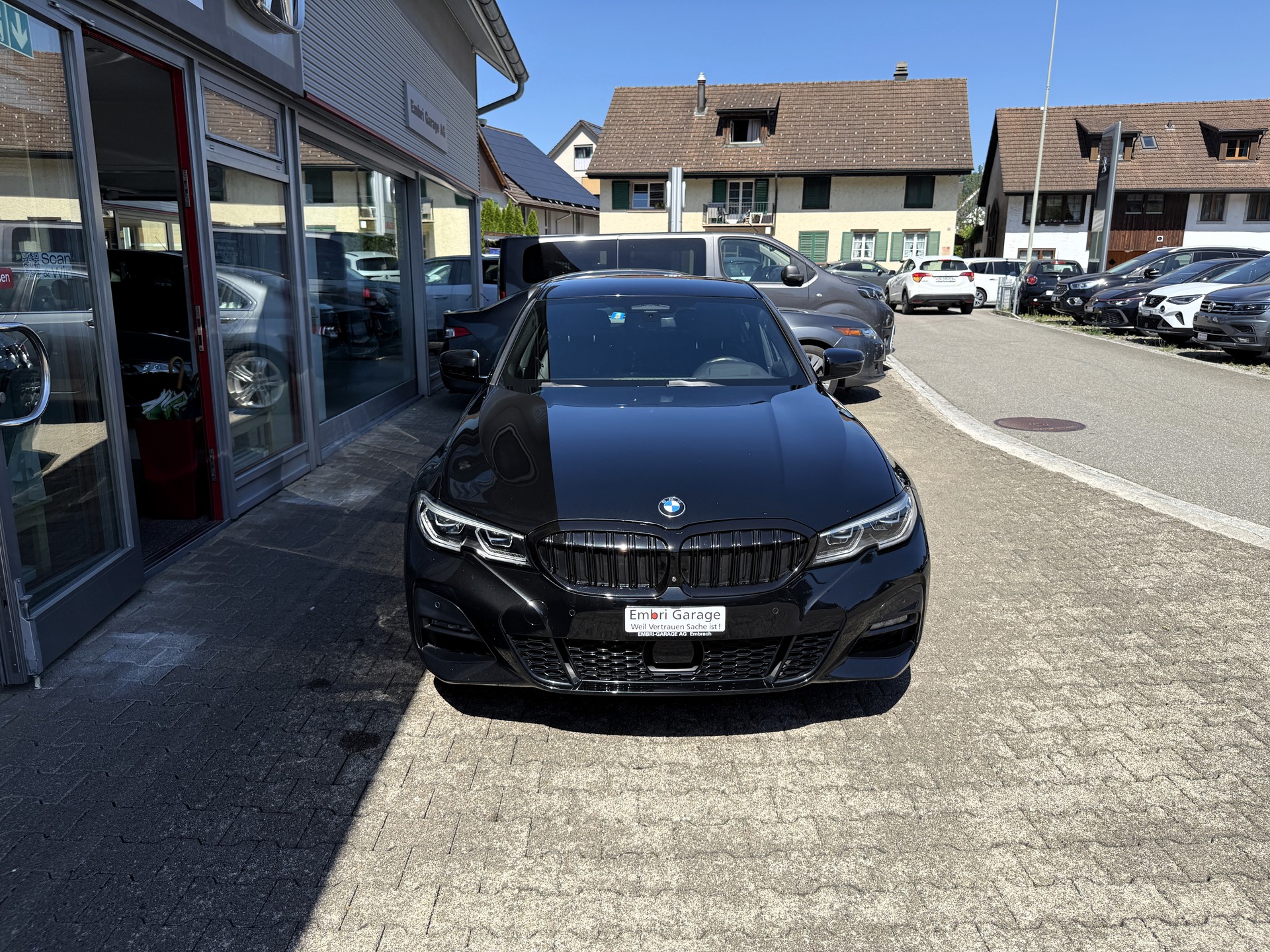 BMW 330d xDrive Steptronic M Sport-image-1