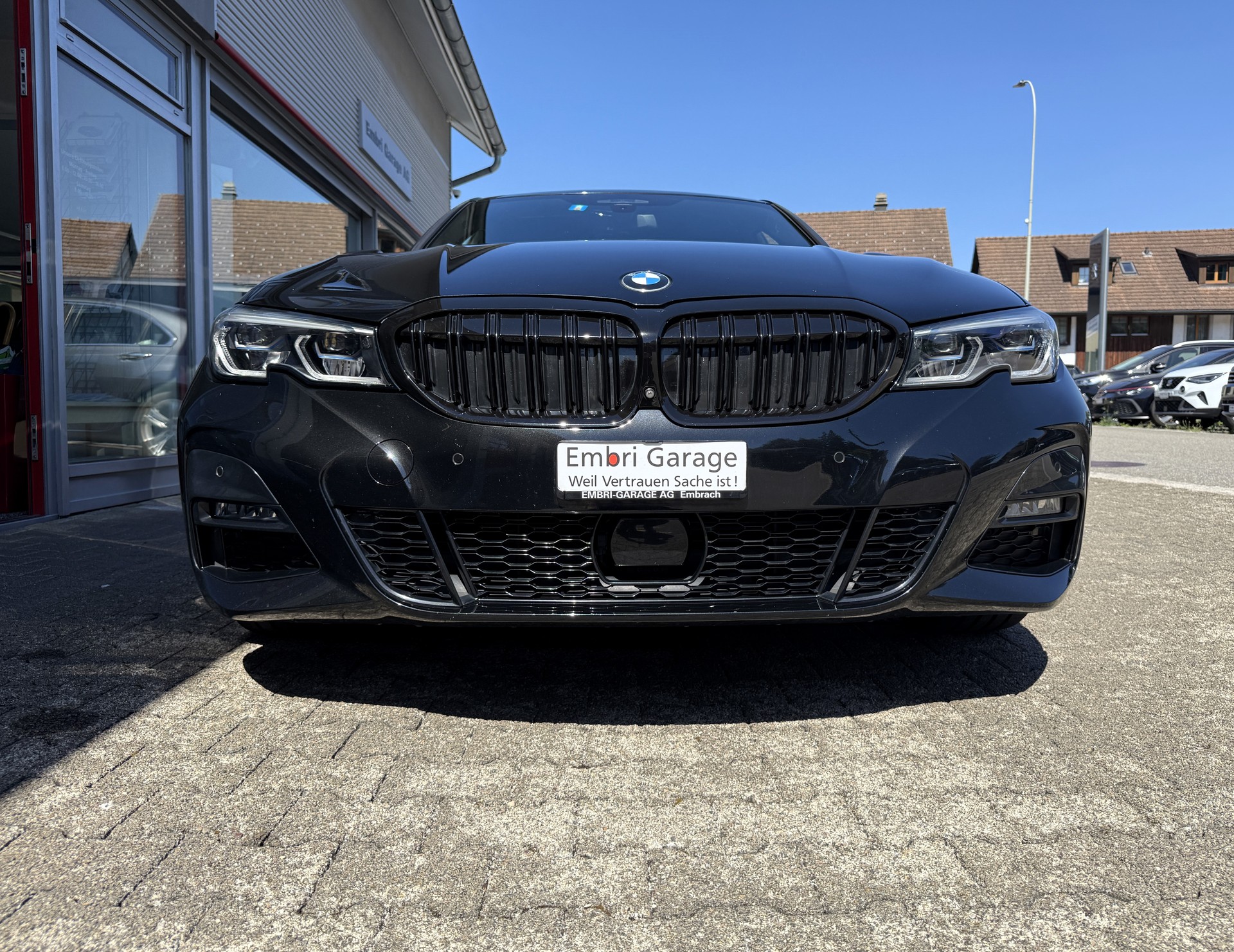 BMW 330d xDrive Steptronic M Sport-image-2