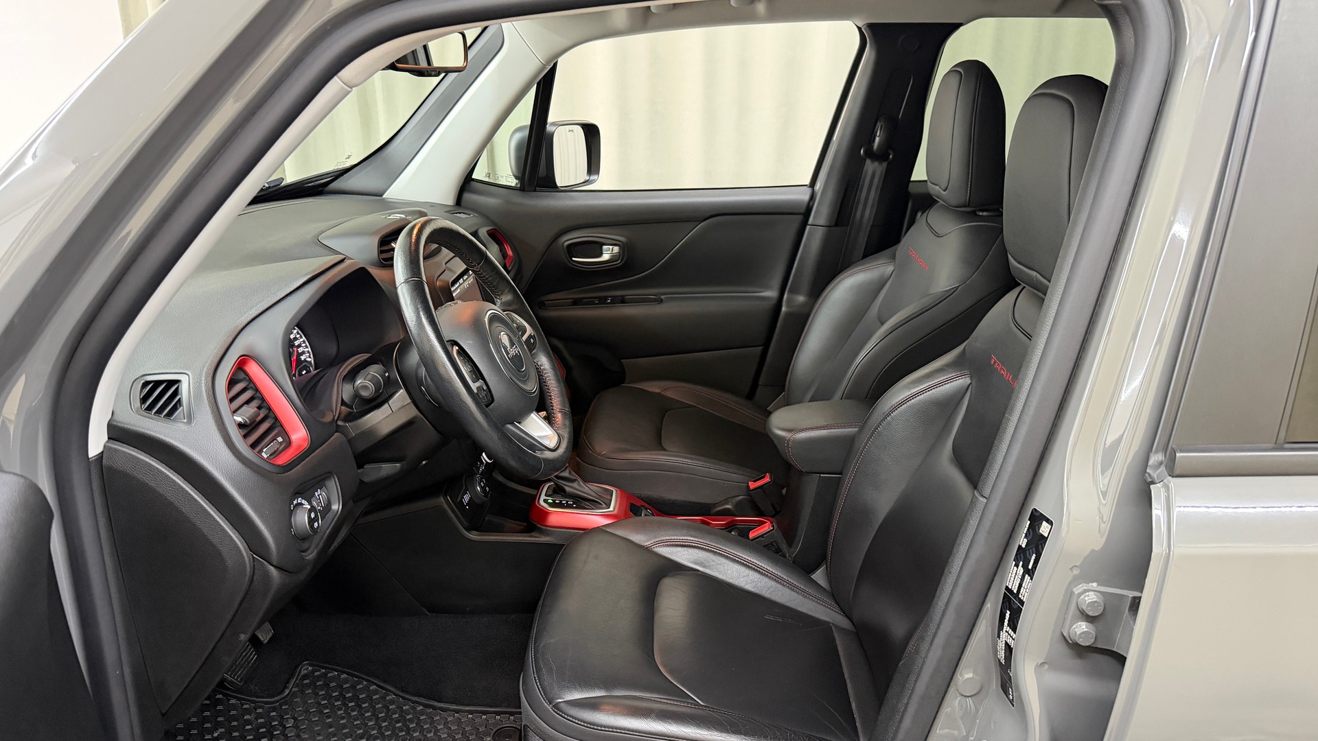 JEEP Renegade 2.0 MJ Trailhawk AWD + Low Range 9ATX-image-6