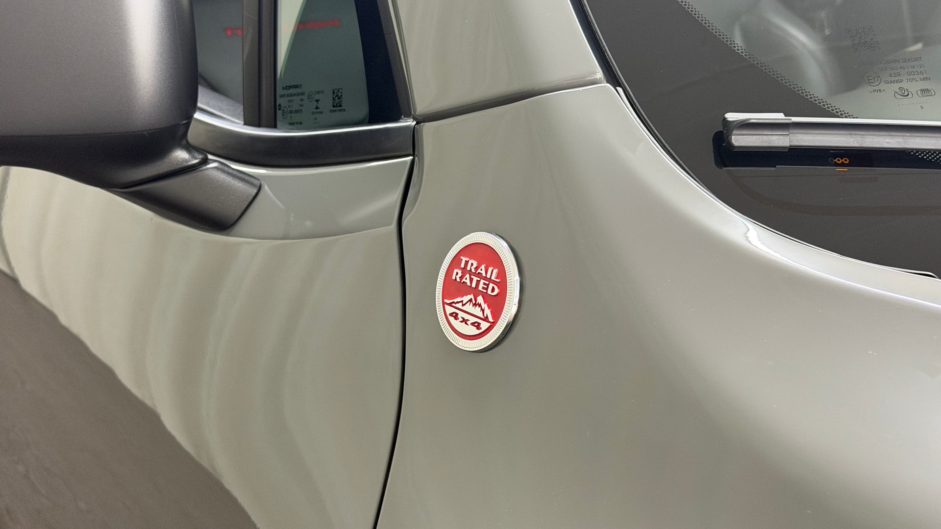 JEEP Renegade 2.0 MJ Trailhawk AWD + Low Range 9ATX-image-16