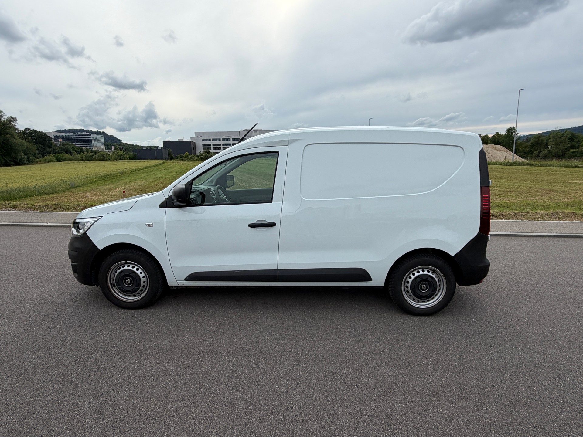 RENAULT Express 1.5 Blue dCi 75 Extra-image-9