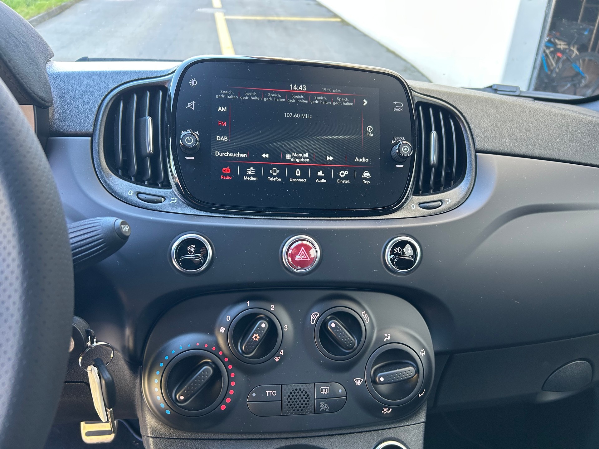 FIAT 595 1.4 16V Turbo Abarth 595-image-9