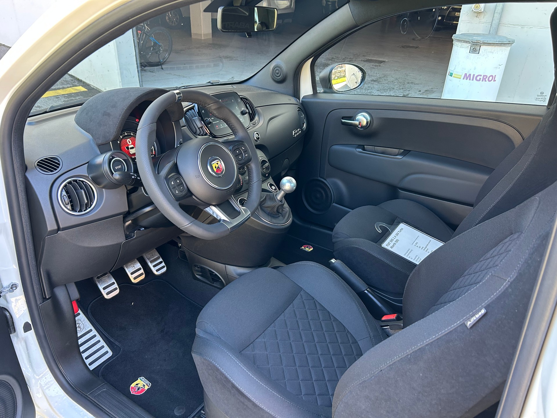 FIAT 595 1.4 16V Turbo Abarth 595-image-12