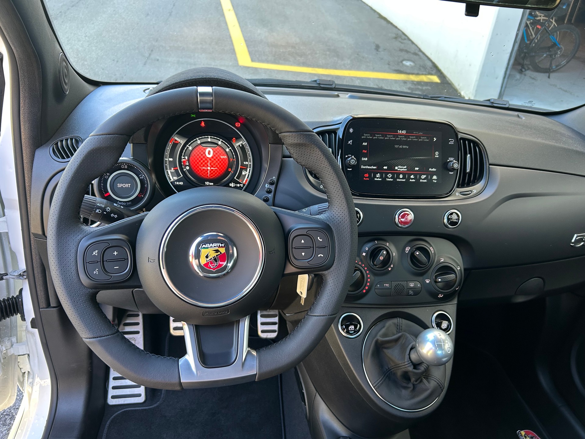 FIAT 595 1.4 16V Turbo Abarth 595-image-11