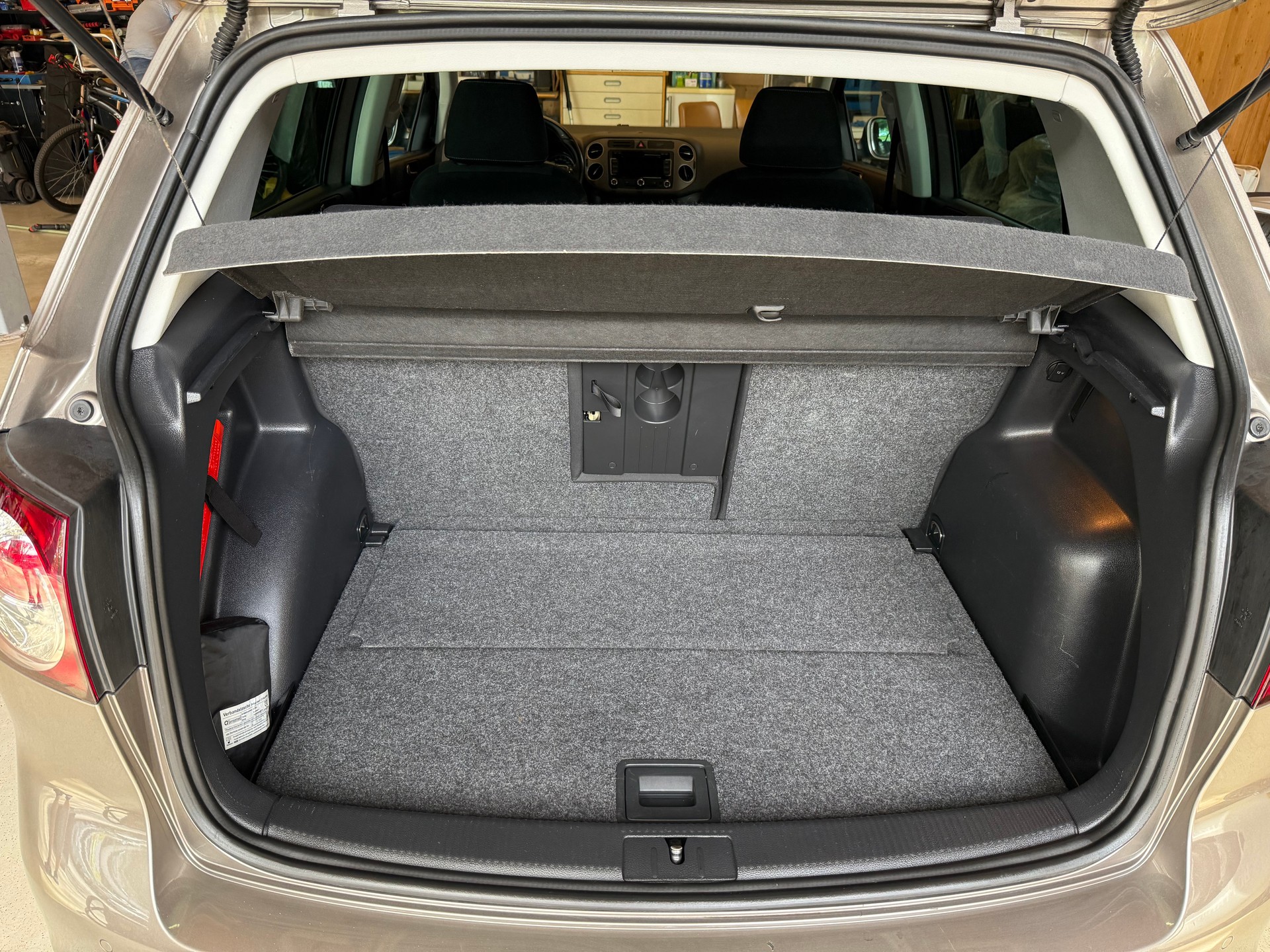 VW Golf Plus 1.4 TSI Trendline DSG-image-14