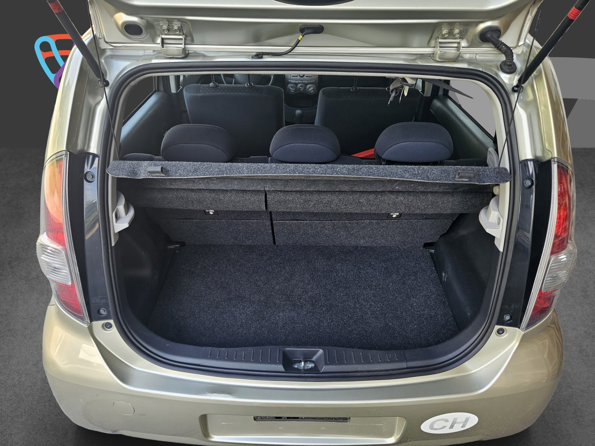 DAIHATSU Sirion 1.3 eco-4WD Automatic-image-9