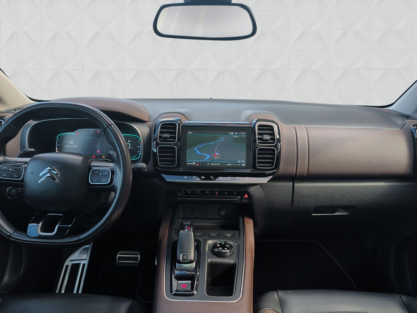 CITROEN C5 Aircross 1.6i Shine EAT8-image-8