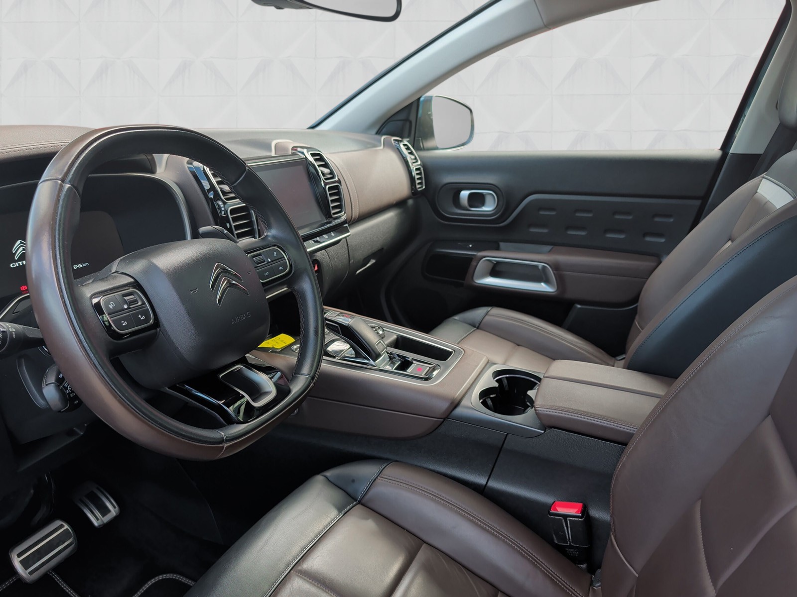 CITROEN C5 Aircross 1.6i Shine EAT8-image-7