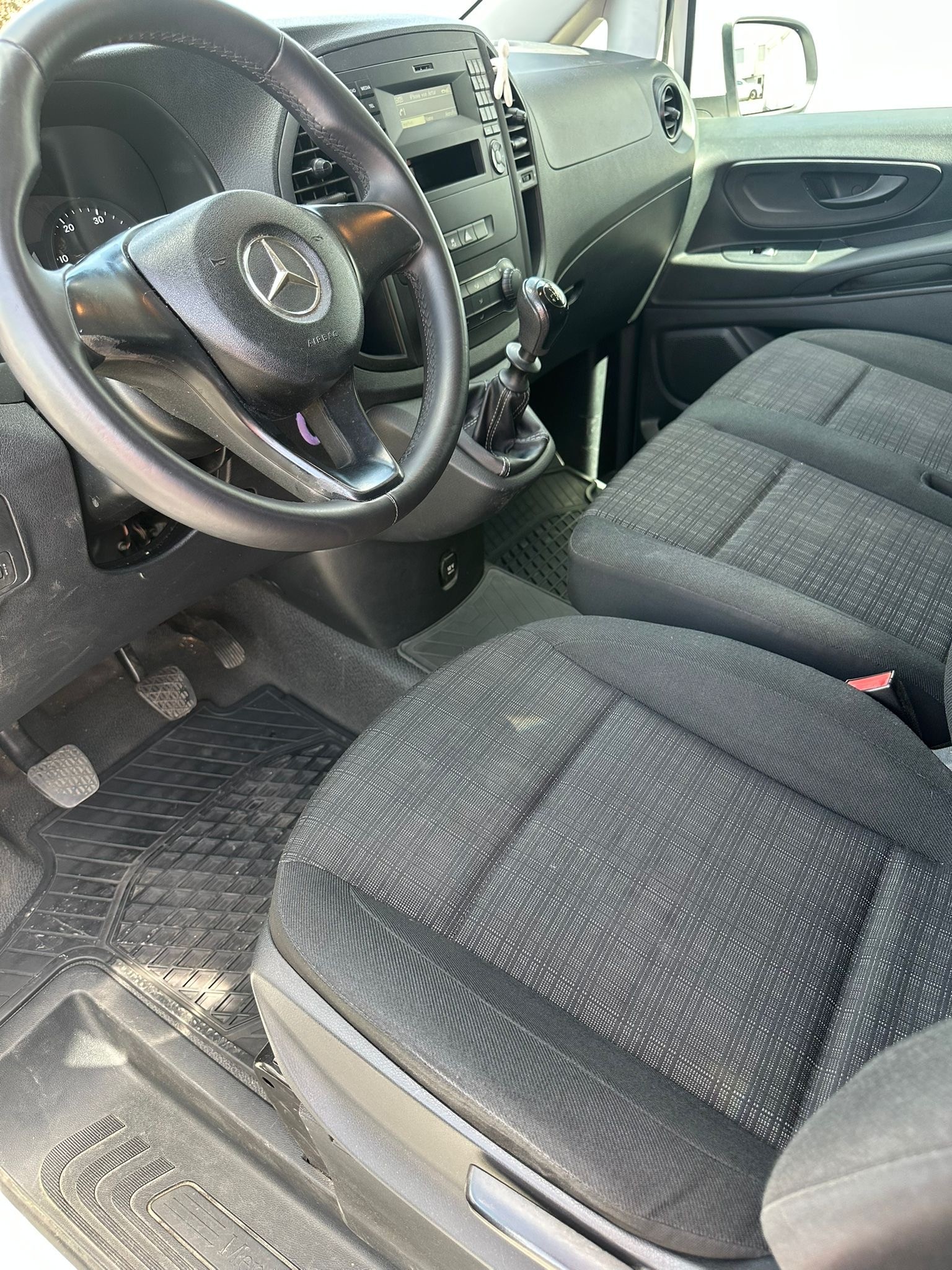 MERCEDES-BENZ VITO-image-4