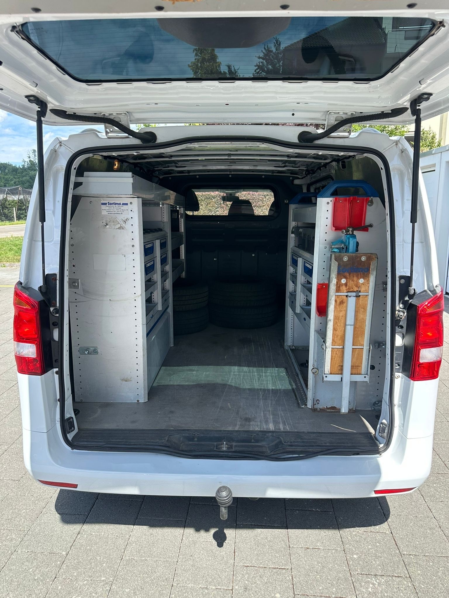 MERCEDES-BENZ VITO-image-5