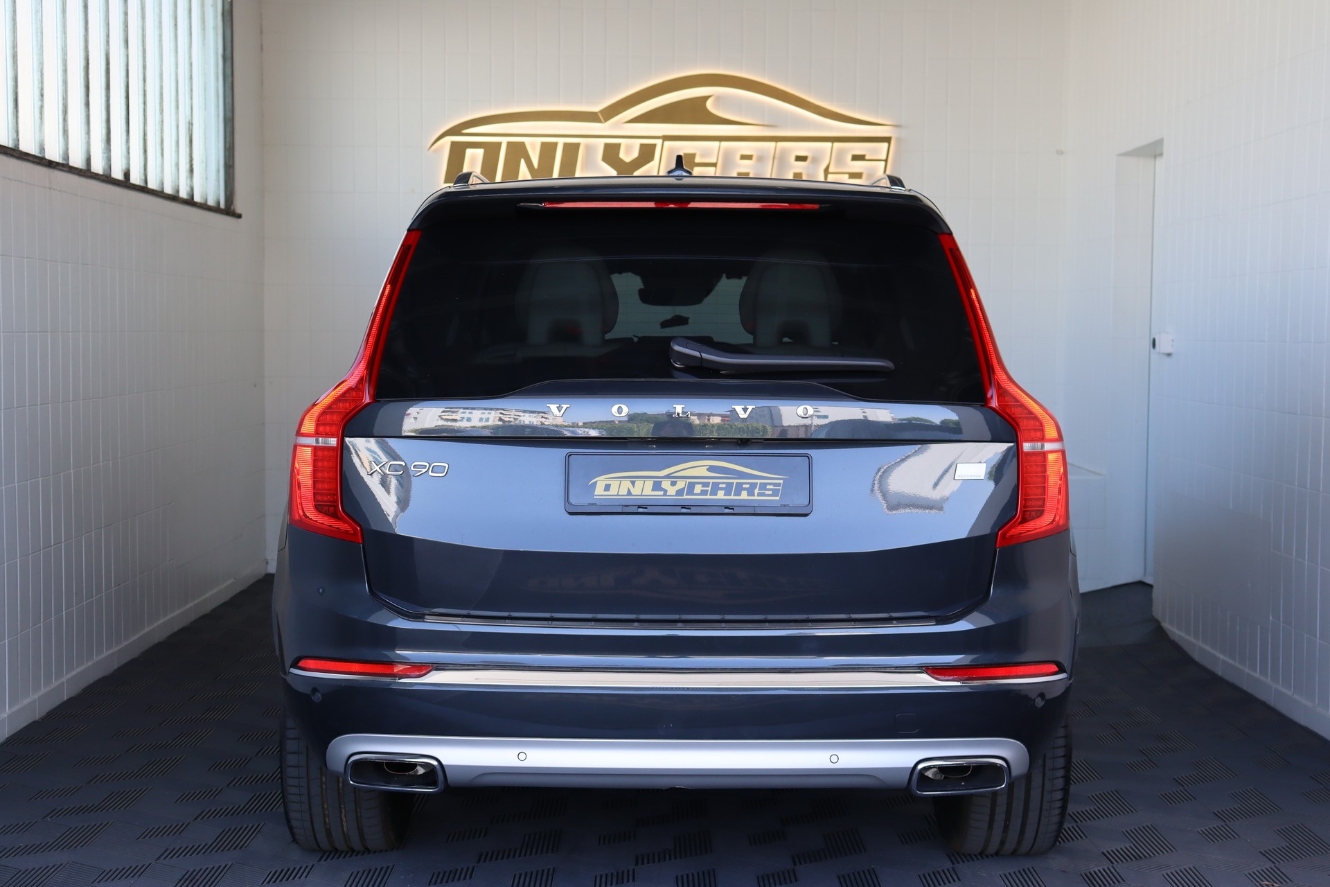 VOLVO XC90 T8 eAWD Inscription Geartronic-image-5