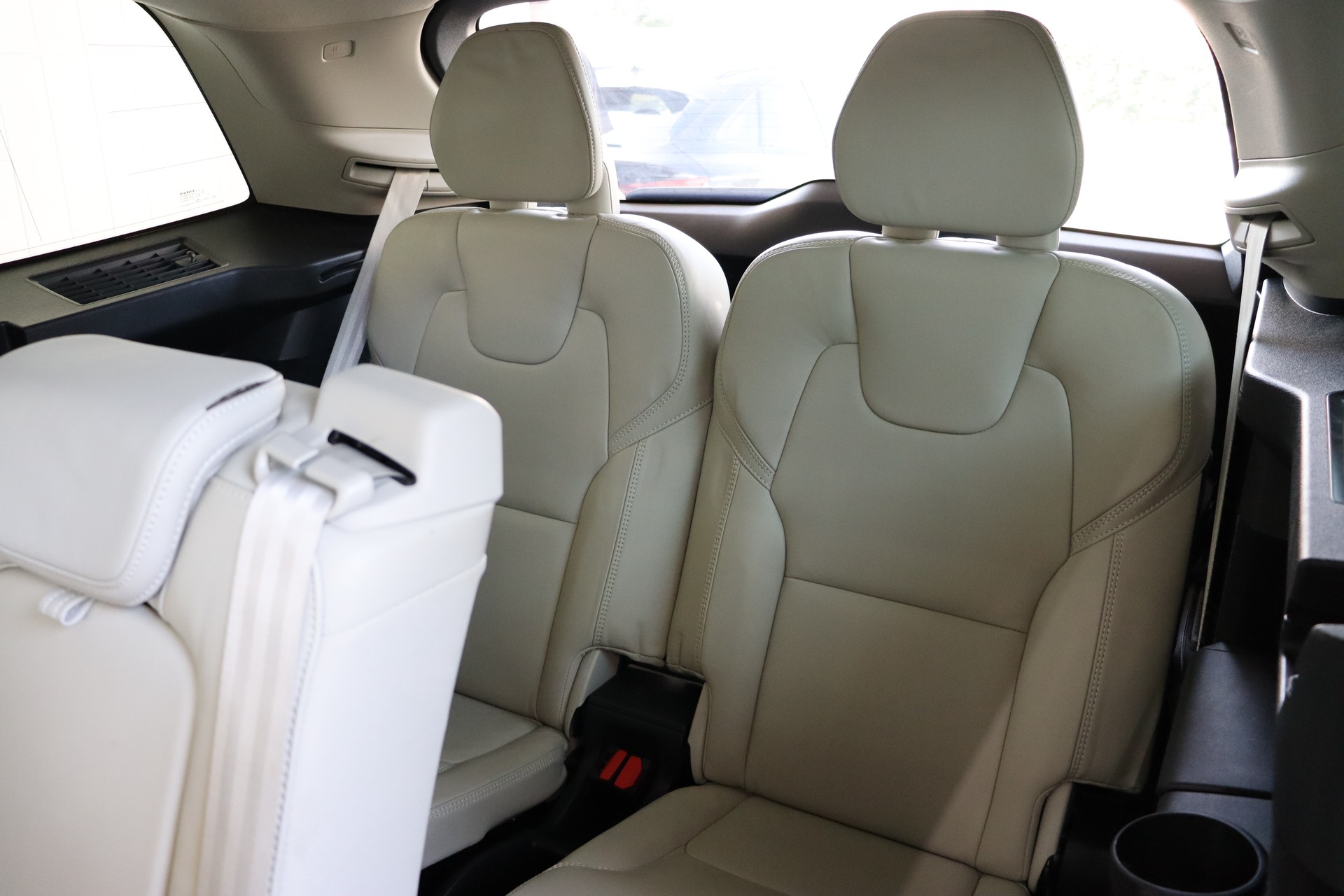 VOLVO XC90 T8 eAWD Inscription Geartronic-image-12