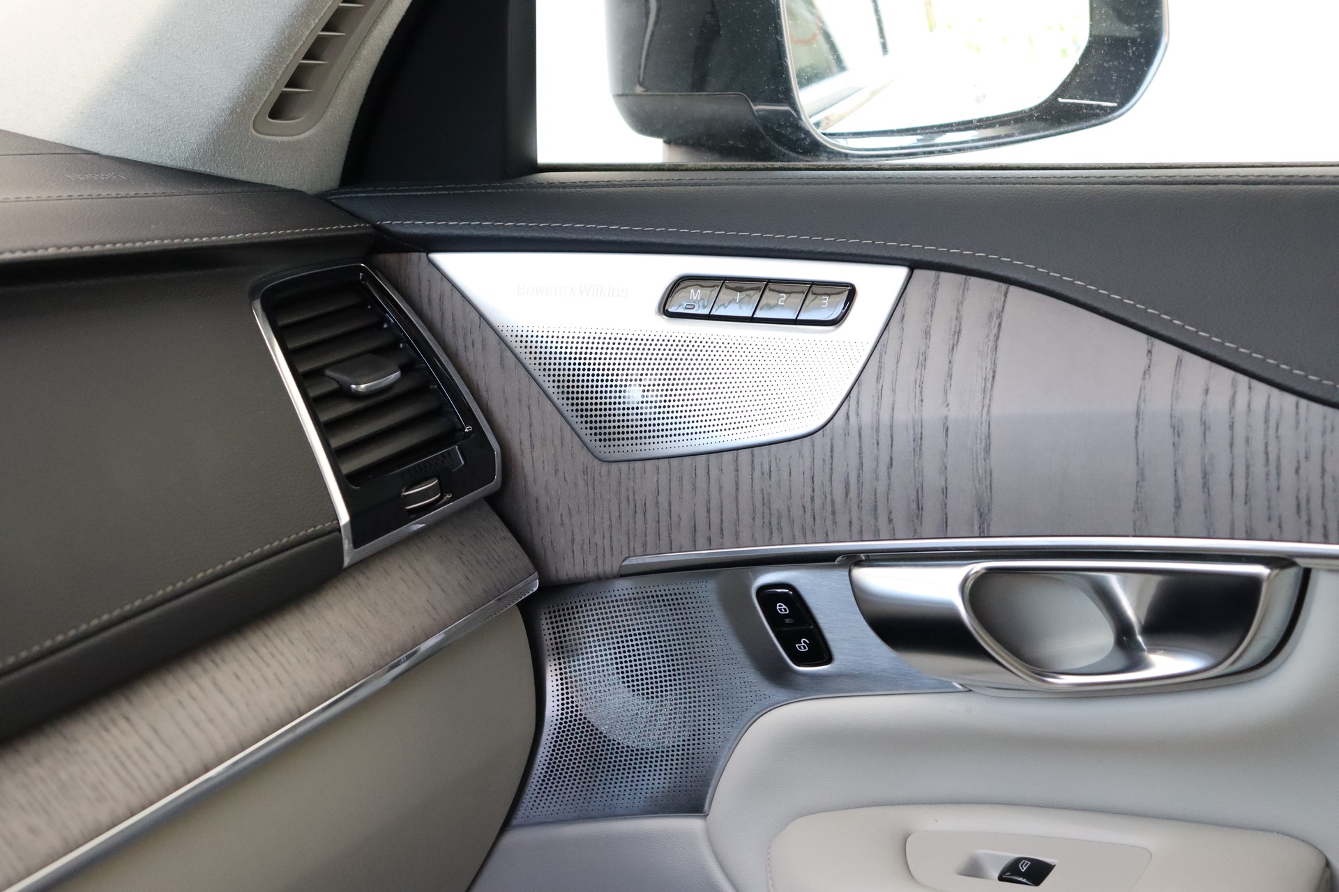 VOLVO XC90 T8 eAWD Inscription Geartronic-image-20