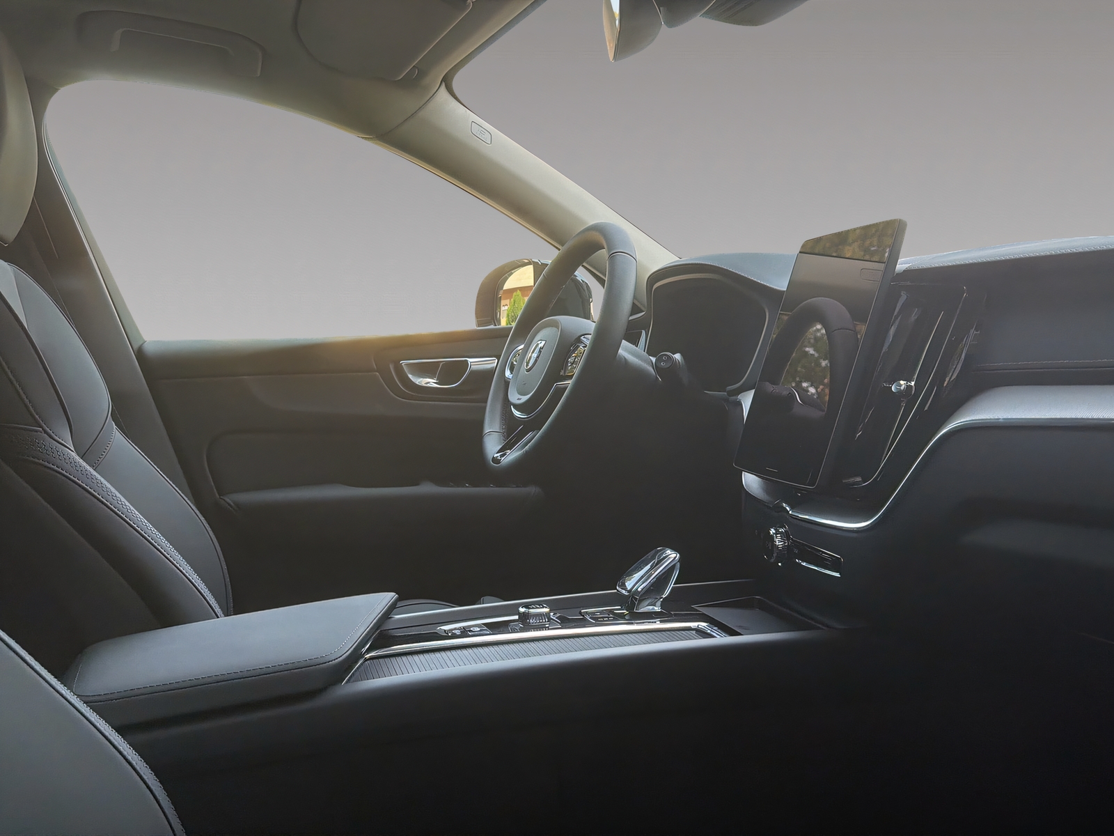 VOLVO XC60 2.0 T8 TE Ultra Dark eAWD-image-12
