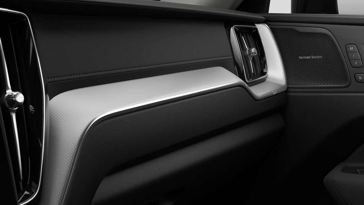 VOLVO XC60 2.0 T8 TE Ultra Dark eAWD-image-9