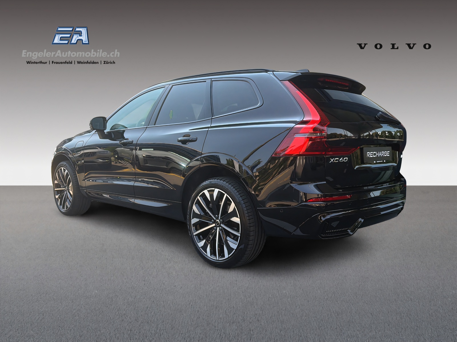 VOLVO XC60 2.0 T8 TE Ultra Dark eAWD-image-4