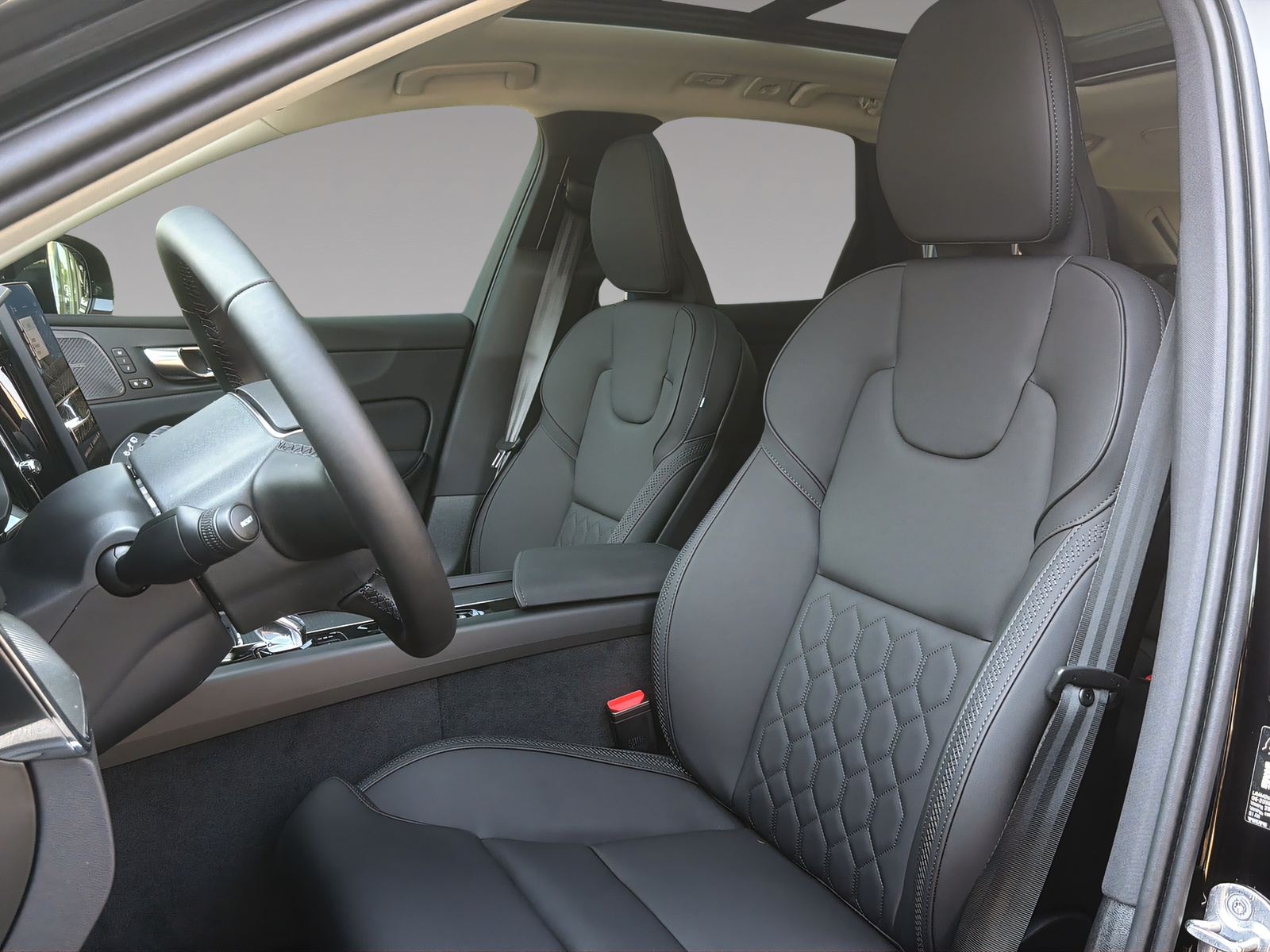 VOLVO XC60 2.0 T8 TE Ultra Dark eAWD-image-6