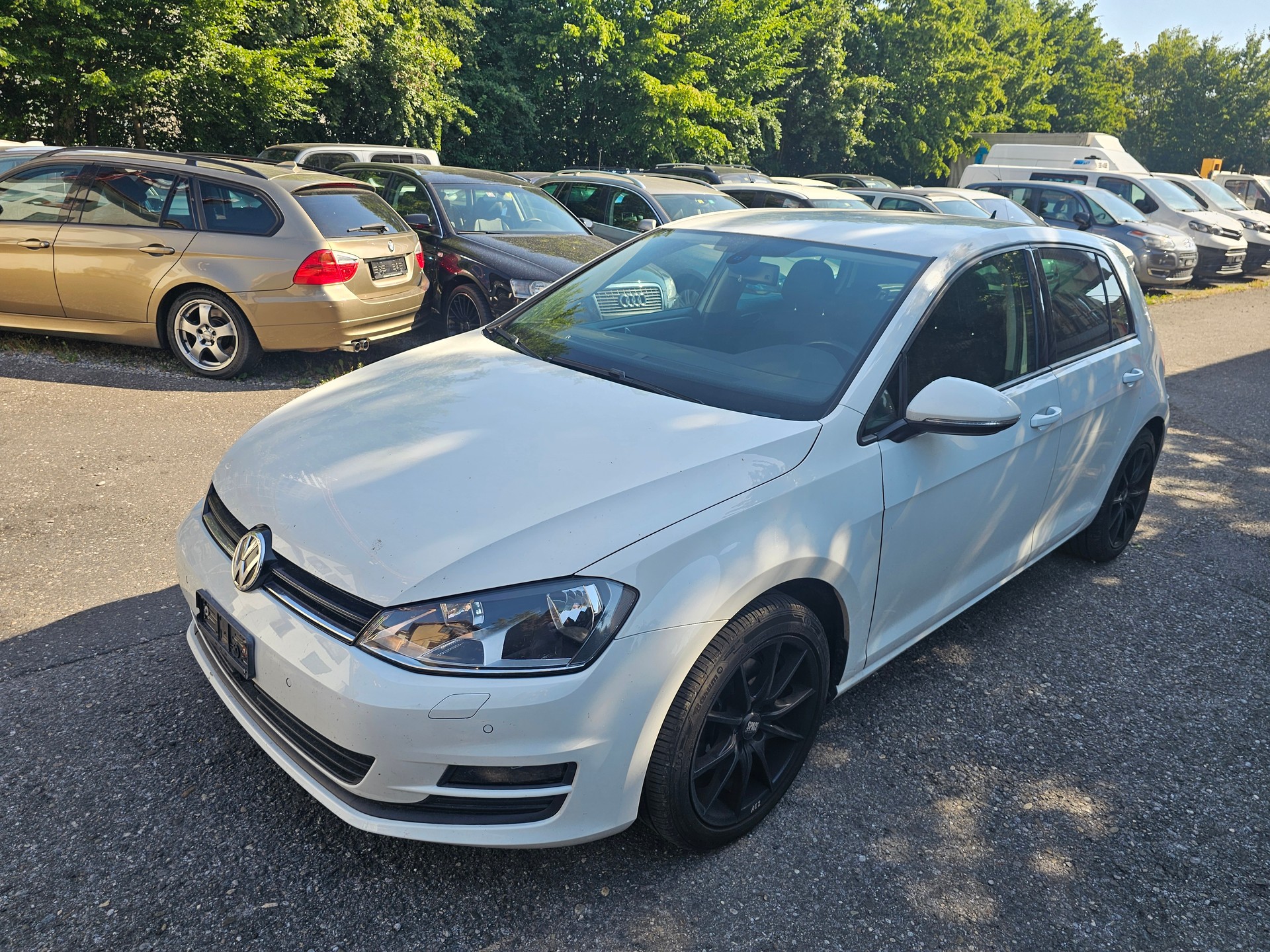VW Golf 1.4 TSI 65th Edition DSG-image-0